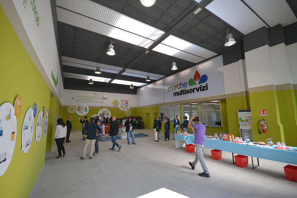 环保多功能中心打造-9