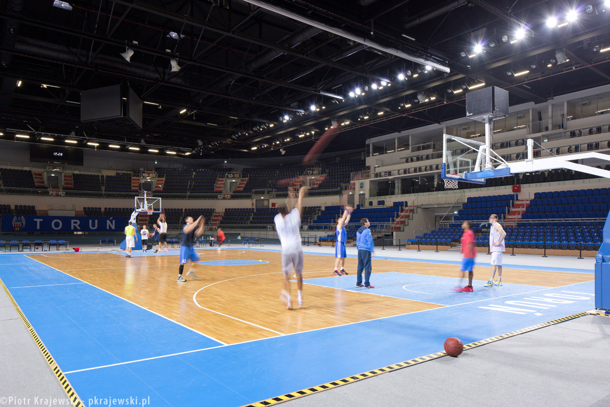 波兰 Toruń 运动中心-3