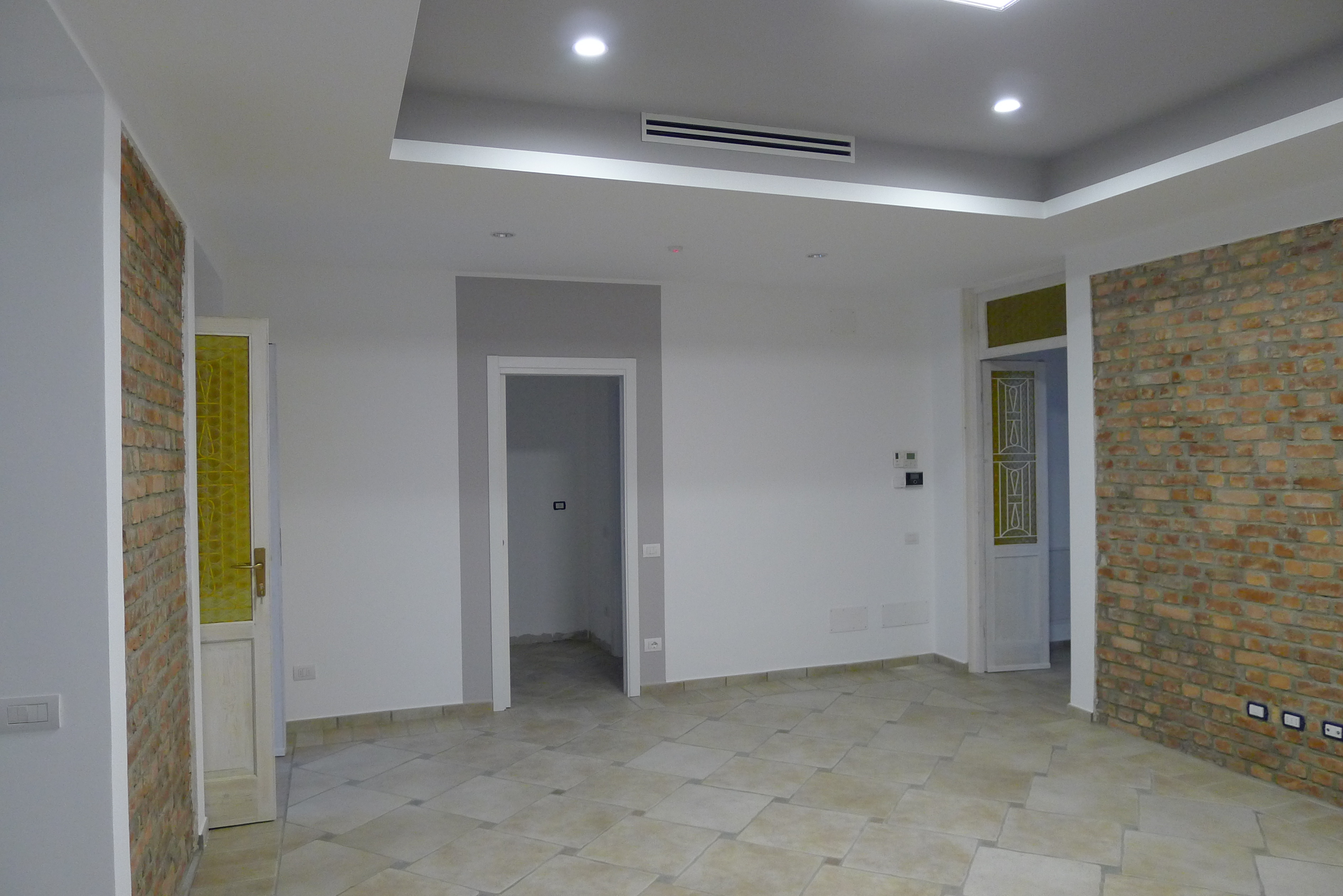 历史与现代交融的别墅双家庭住宅翻新设计-3