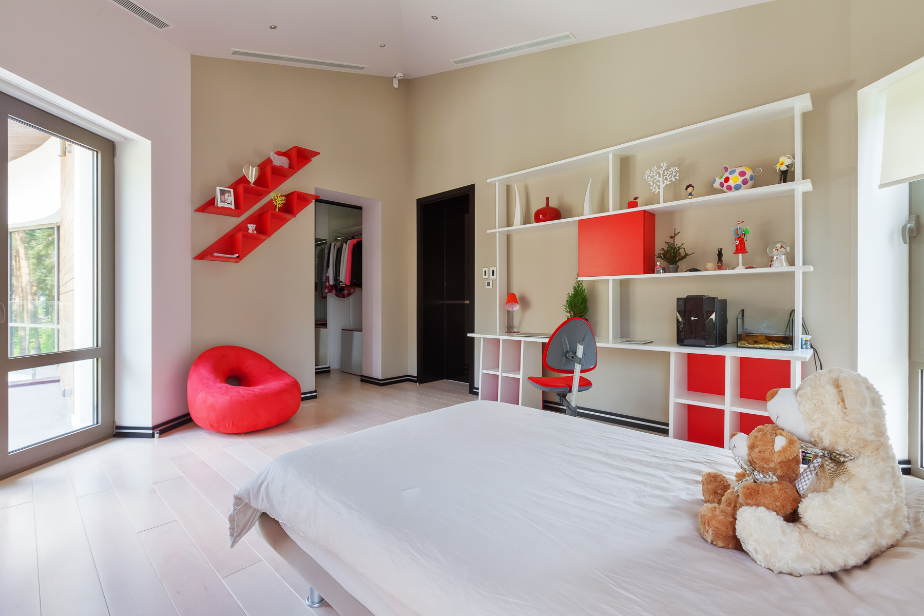 乌克兰智能家居设计,景观与室内和谐共融-23