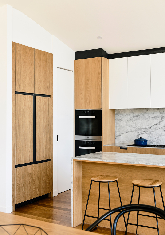 澳洲巴拉拉特湖畔老屋的现代改造-32