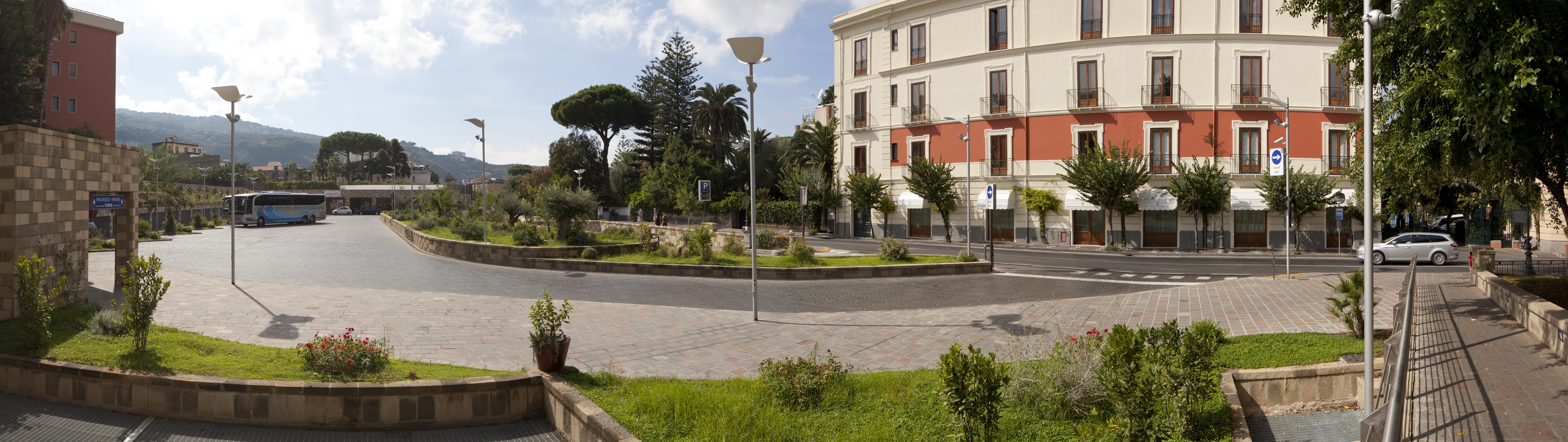 索伦托市 2010 年完成的停车场设计-11