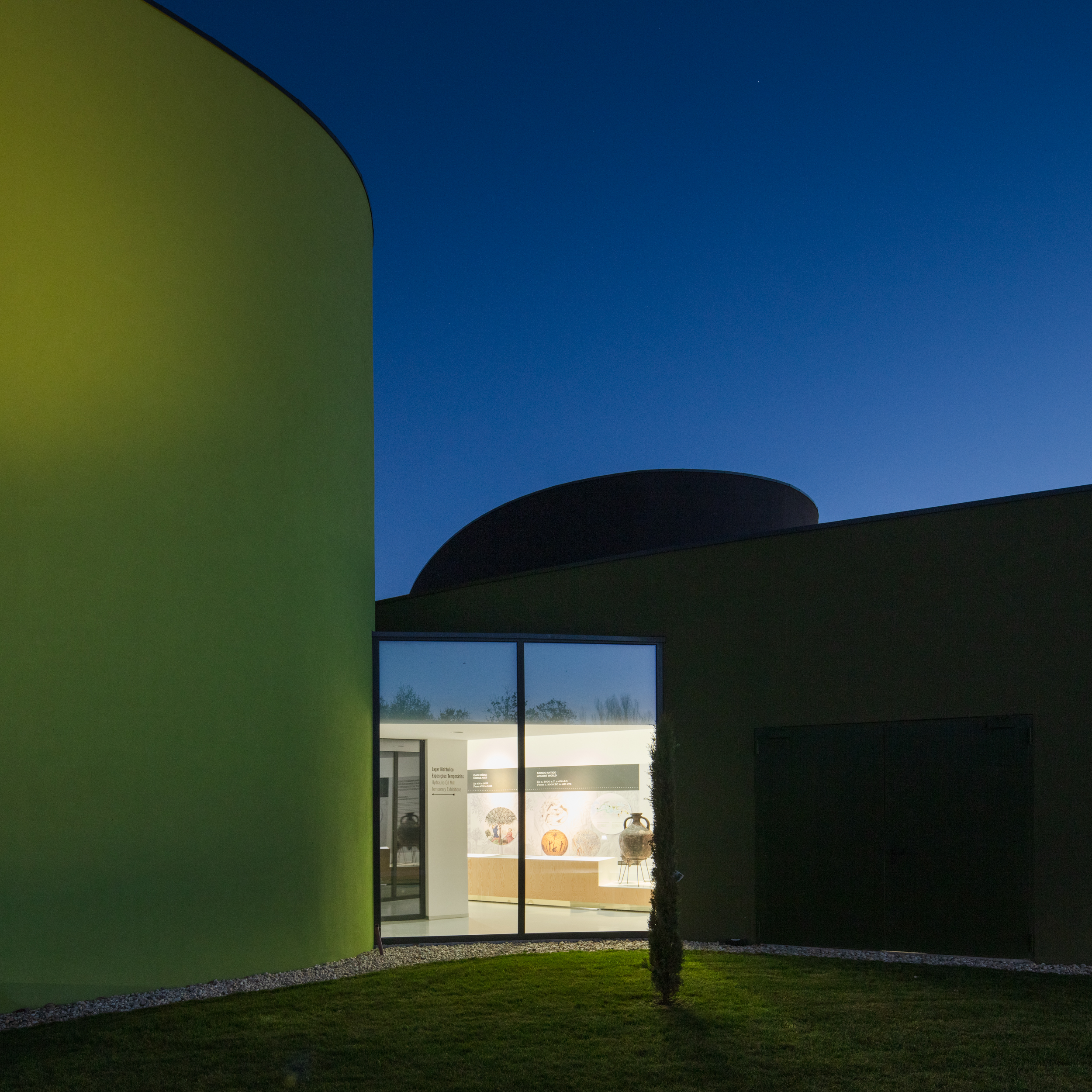 橄榄油博物馆 | 铁艺与自然的和谐融合-46