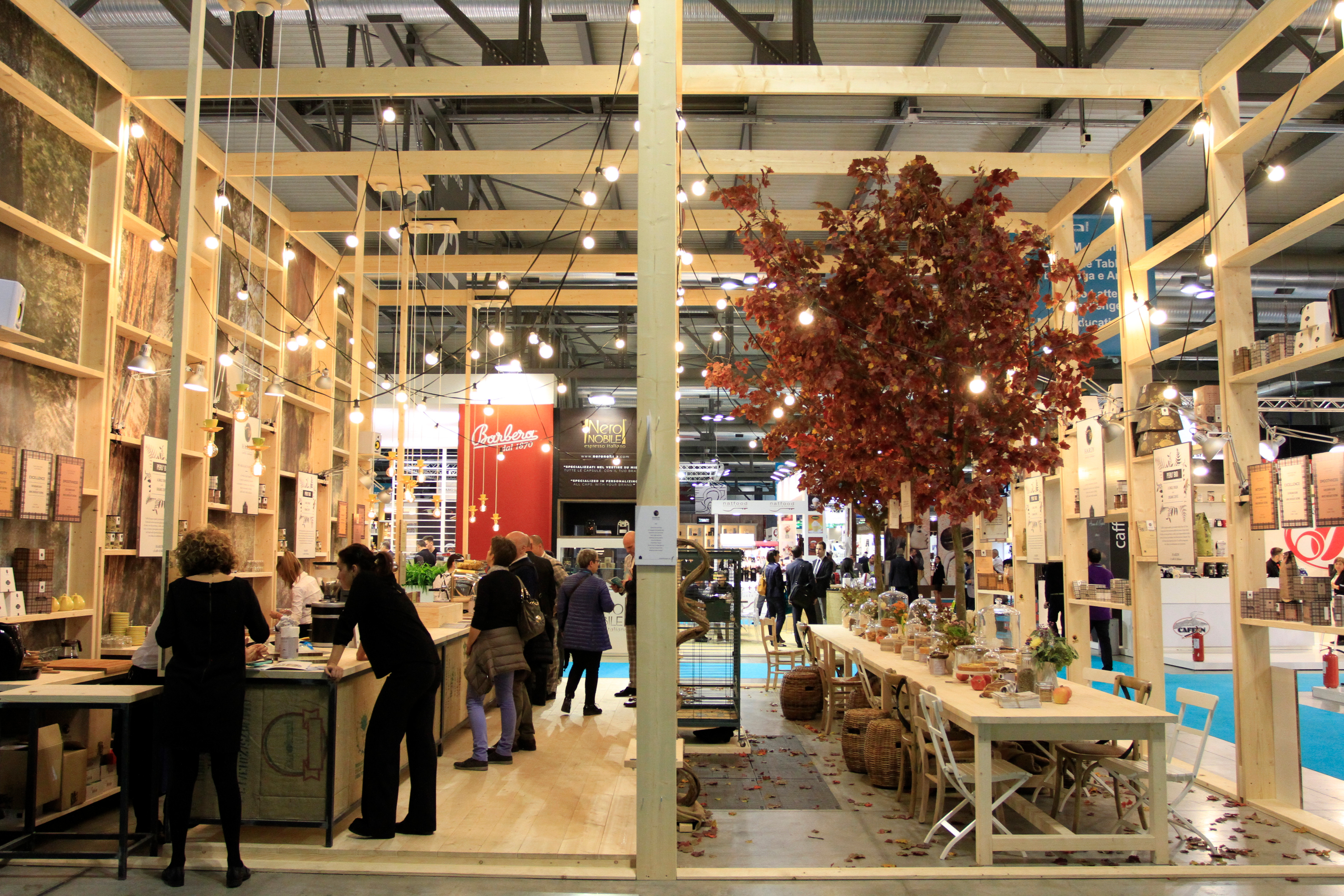 Hardy Coffee Company 2015 年展位设计-0