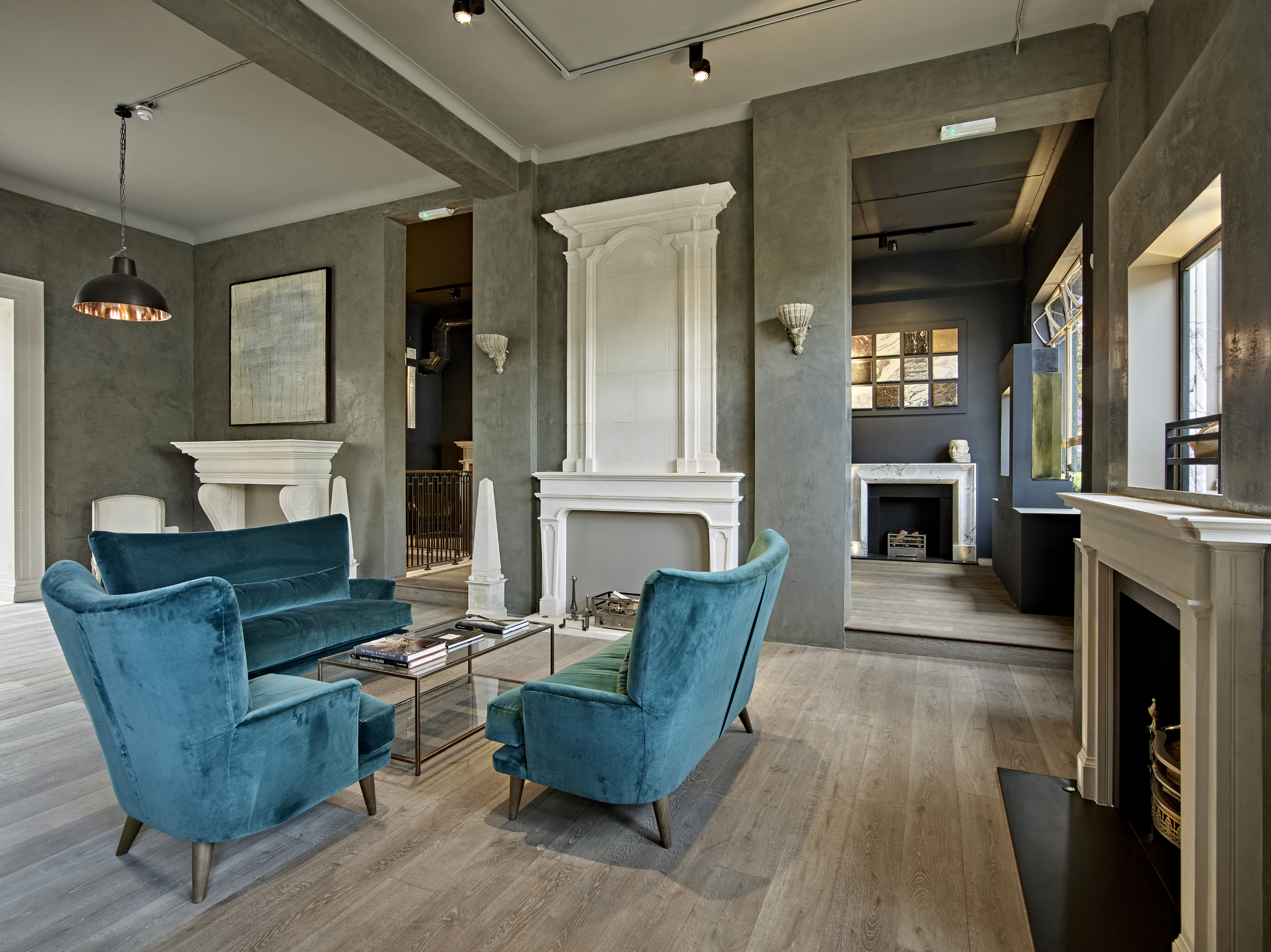 伦敦 Chesneys 旗舰展厅木地板应用案例-4