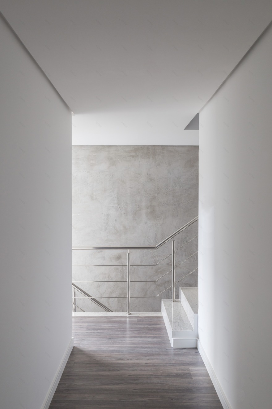 巴西现代简约别墅,自然与永恒的融合-44