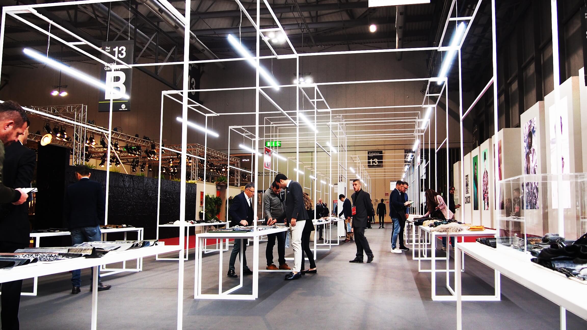 2017 年完成的 LINEAPELLE 展览中心设计-1