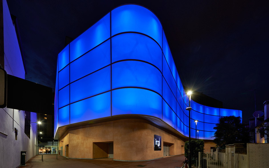 Candiani Cinemas 与 Nuova Piazza 多用途文化中心设计-7