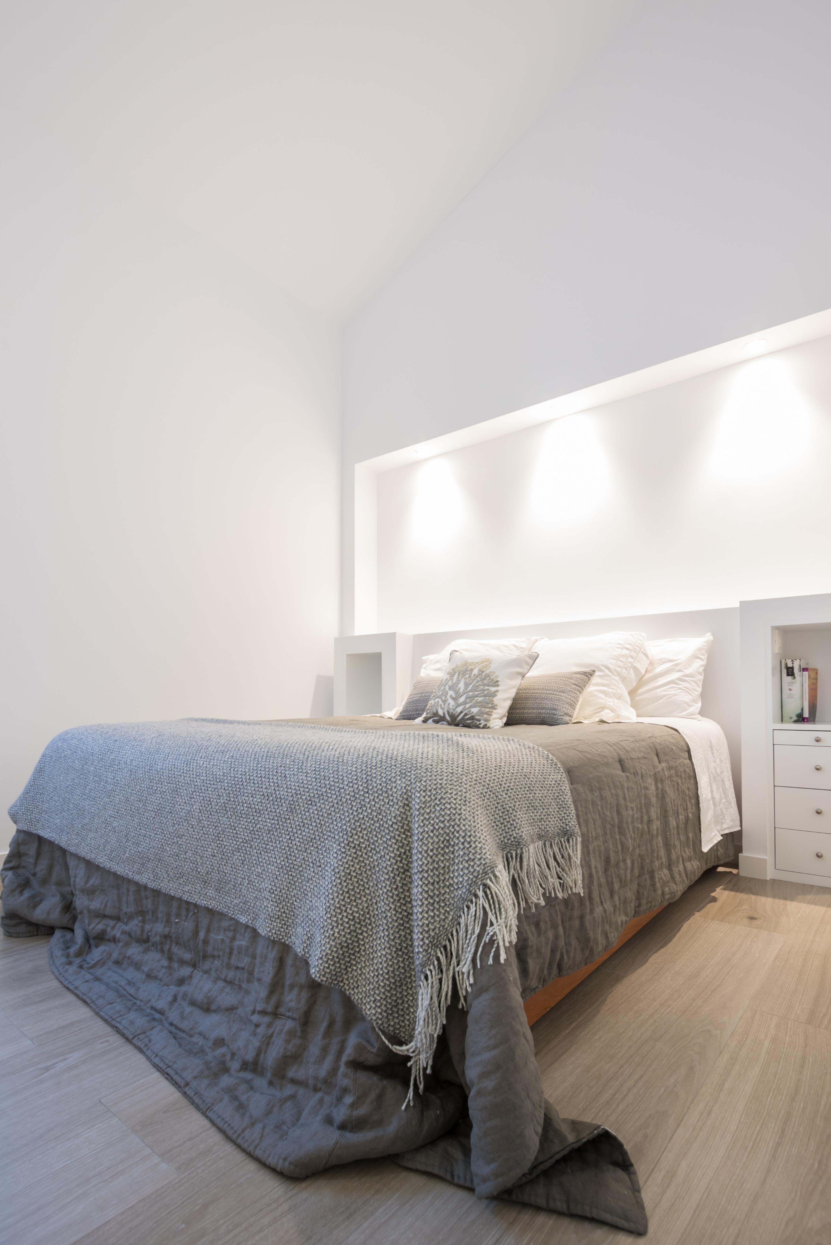 依地势而生的乌布里克单户住宅-12