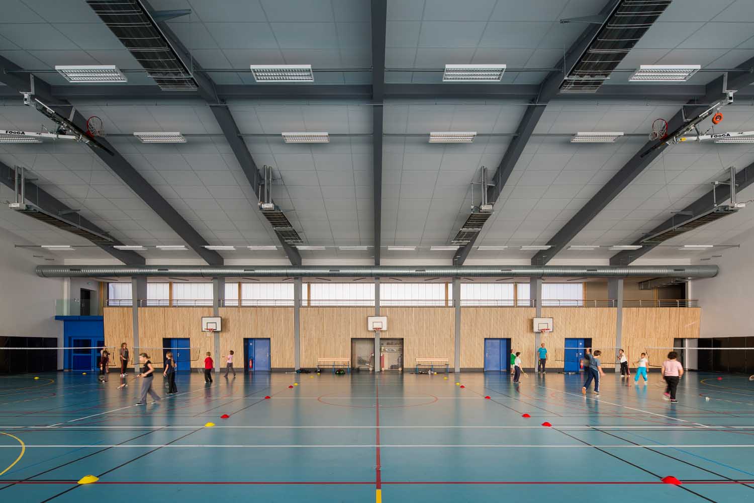 圣马塞尔林卡里尔体育馆修复-19