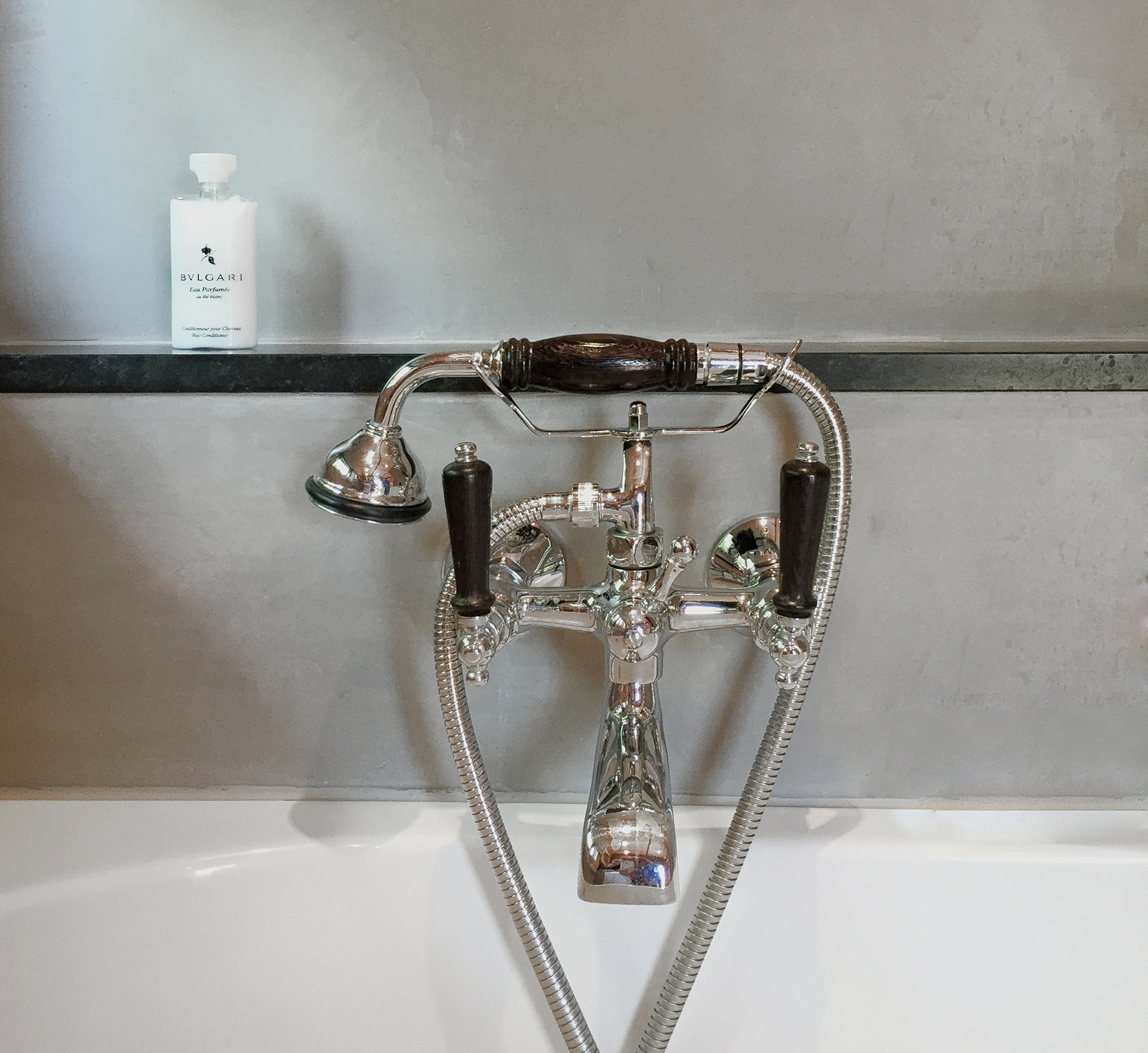 自然元素打造的阿尔卑斯山居设计-17