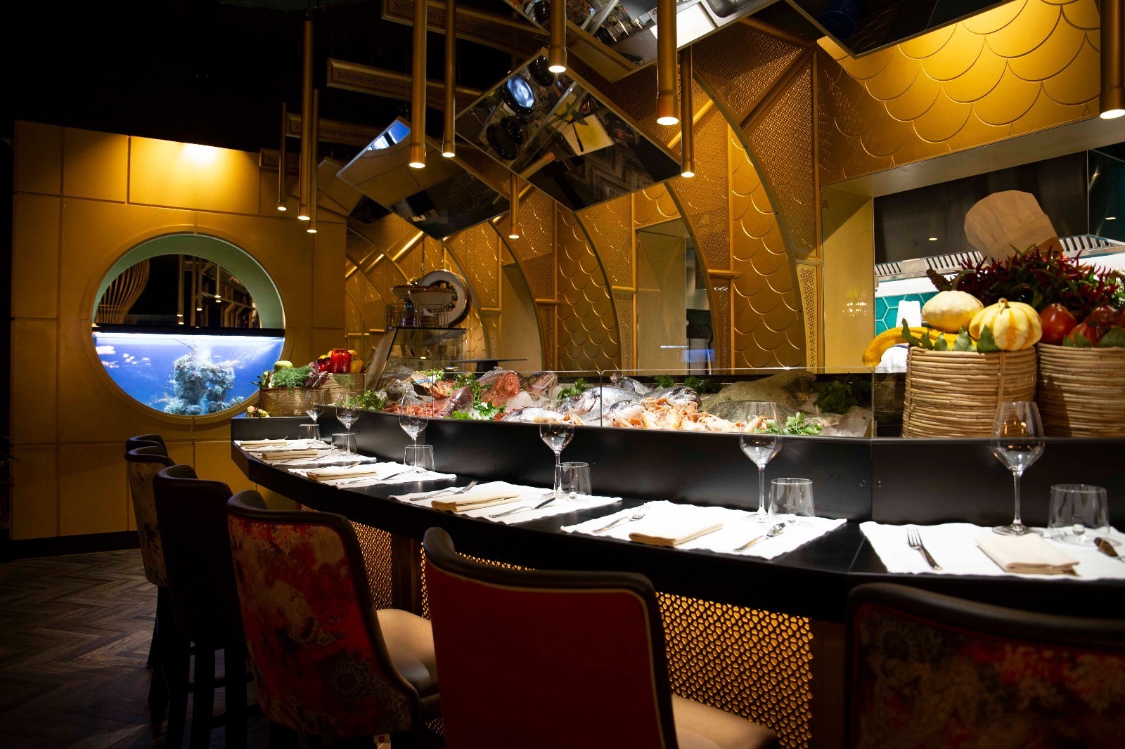 米兰五层海鲜餐厅-1