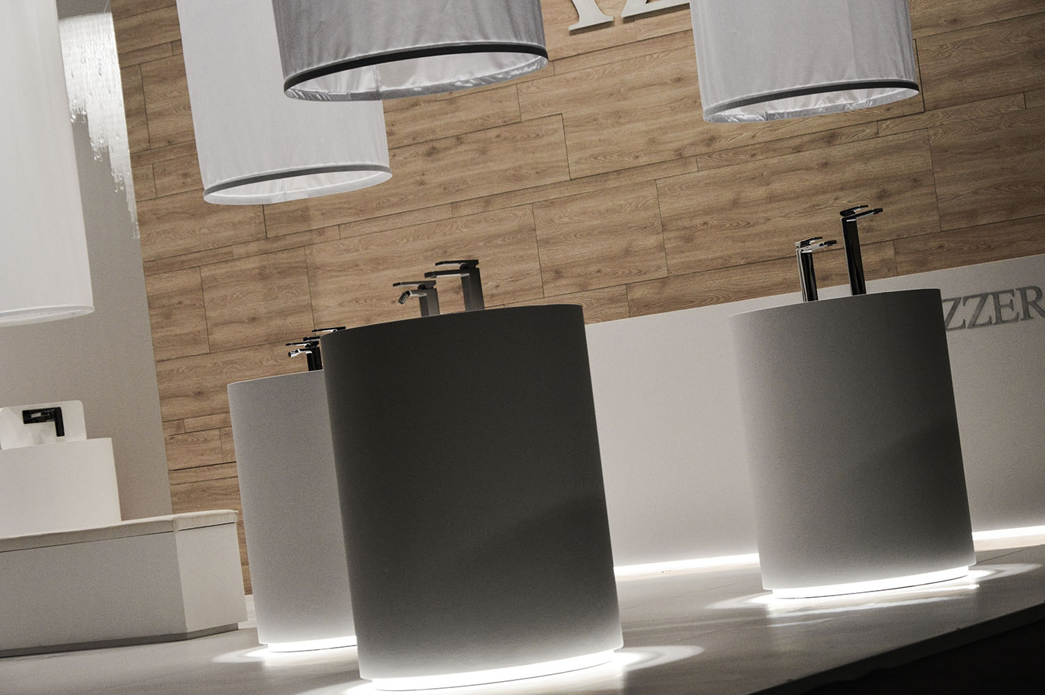 2016 年 Zazzeri 卫浴展览设计-10