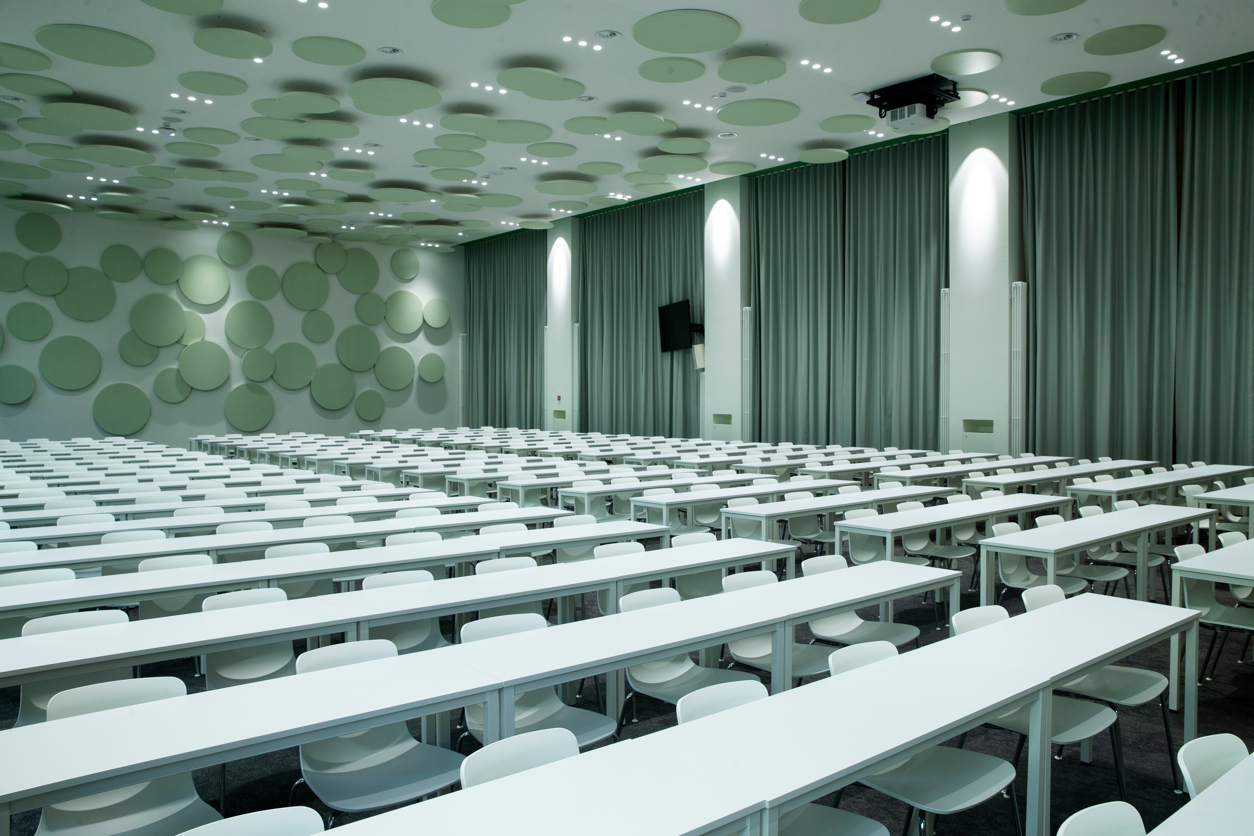 校园翻新设计，绿色天花板提升空间活力-8