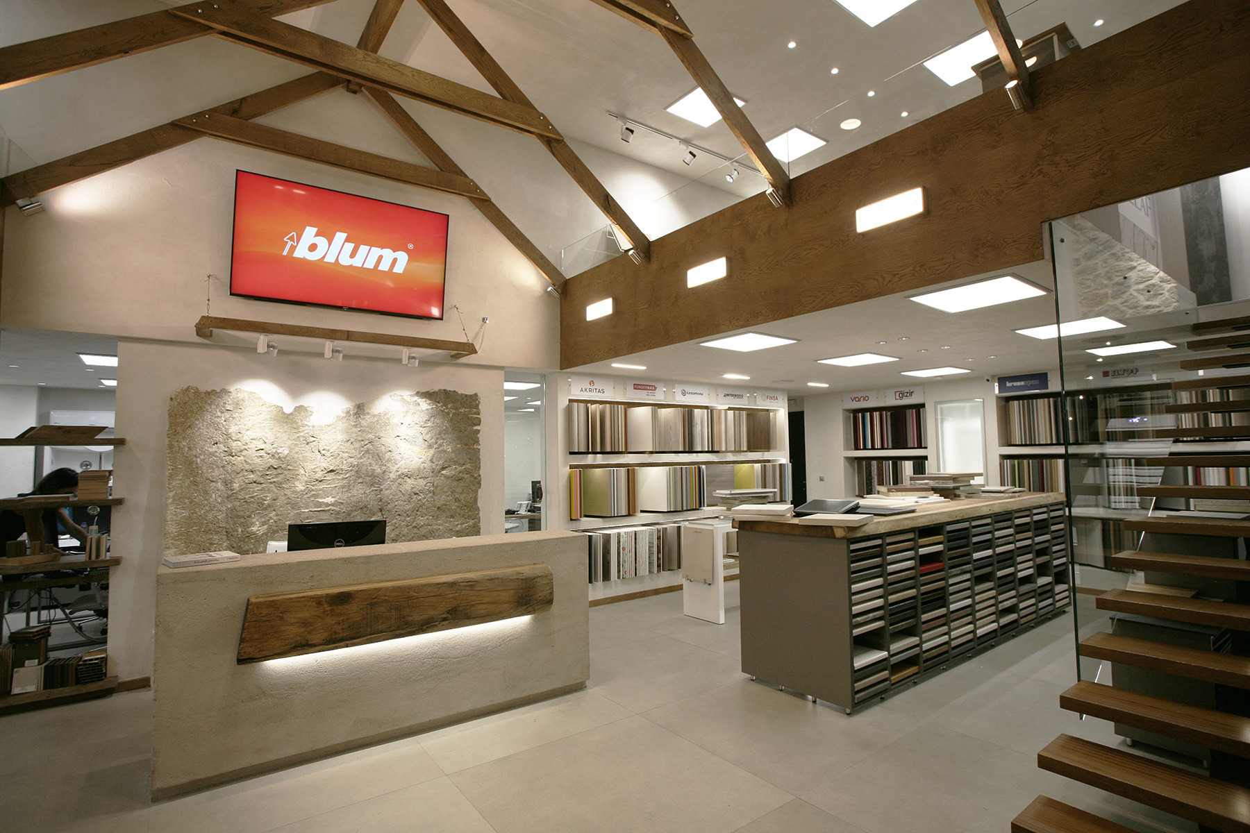 Timber Store 木质空间的艺术魅力-16