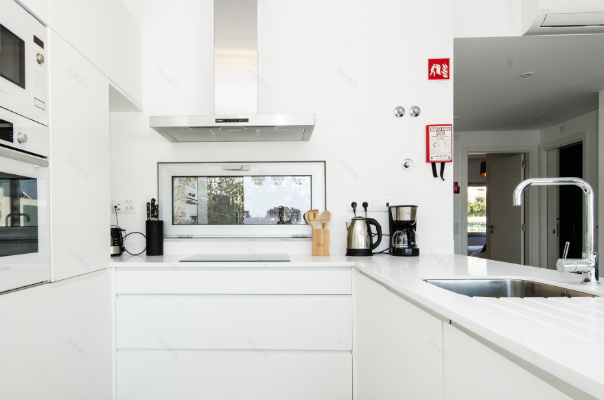 Simple Taste 团队打造阿尔布费拉豪华别墅设计-24