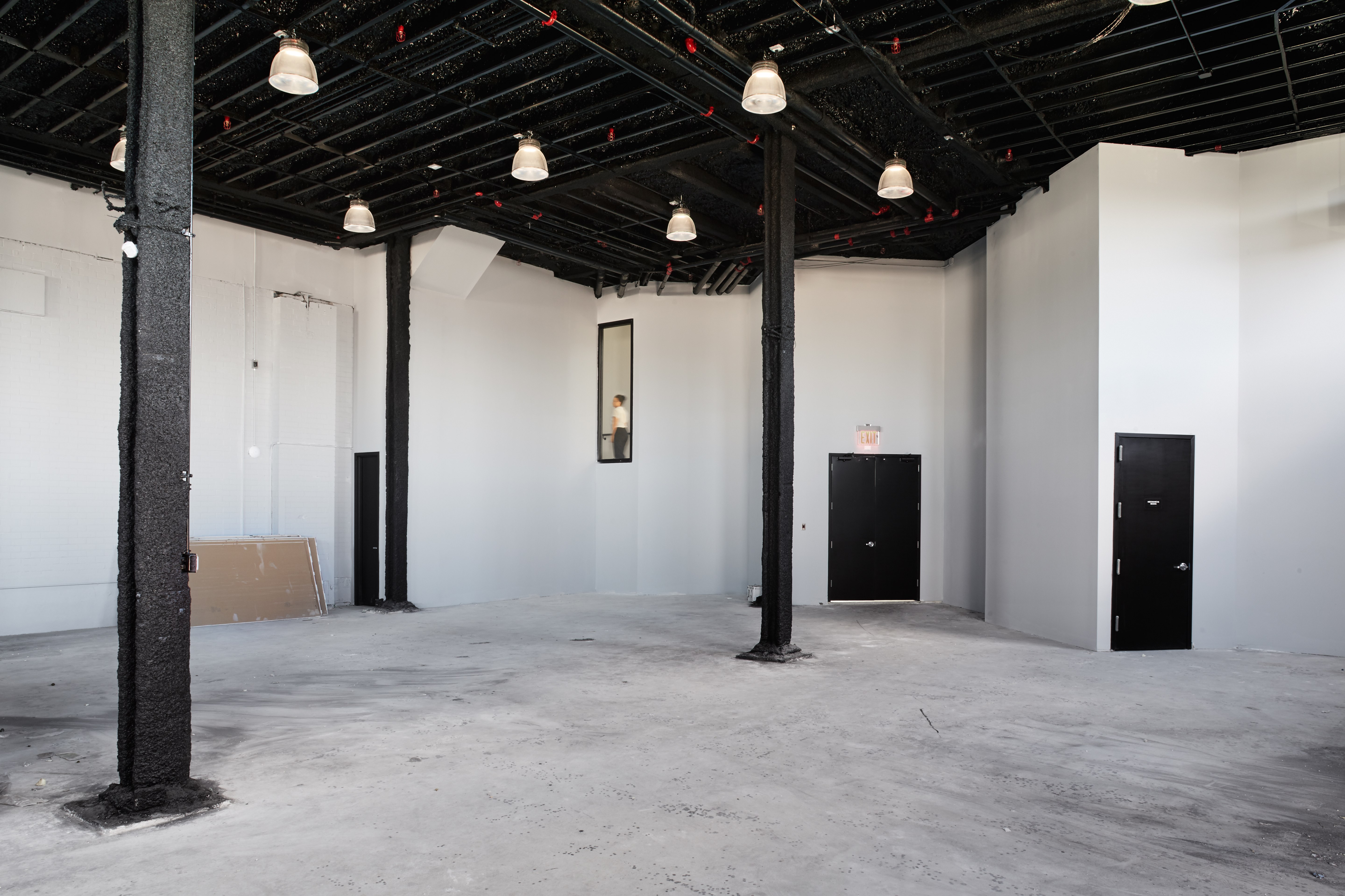 纽约布鲁克林 2016 年新建仓库室内设计案例解析-26