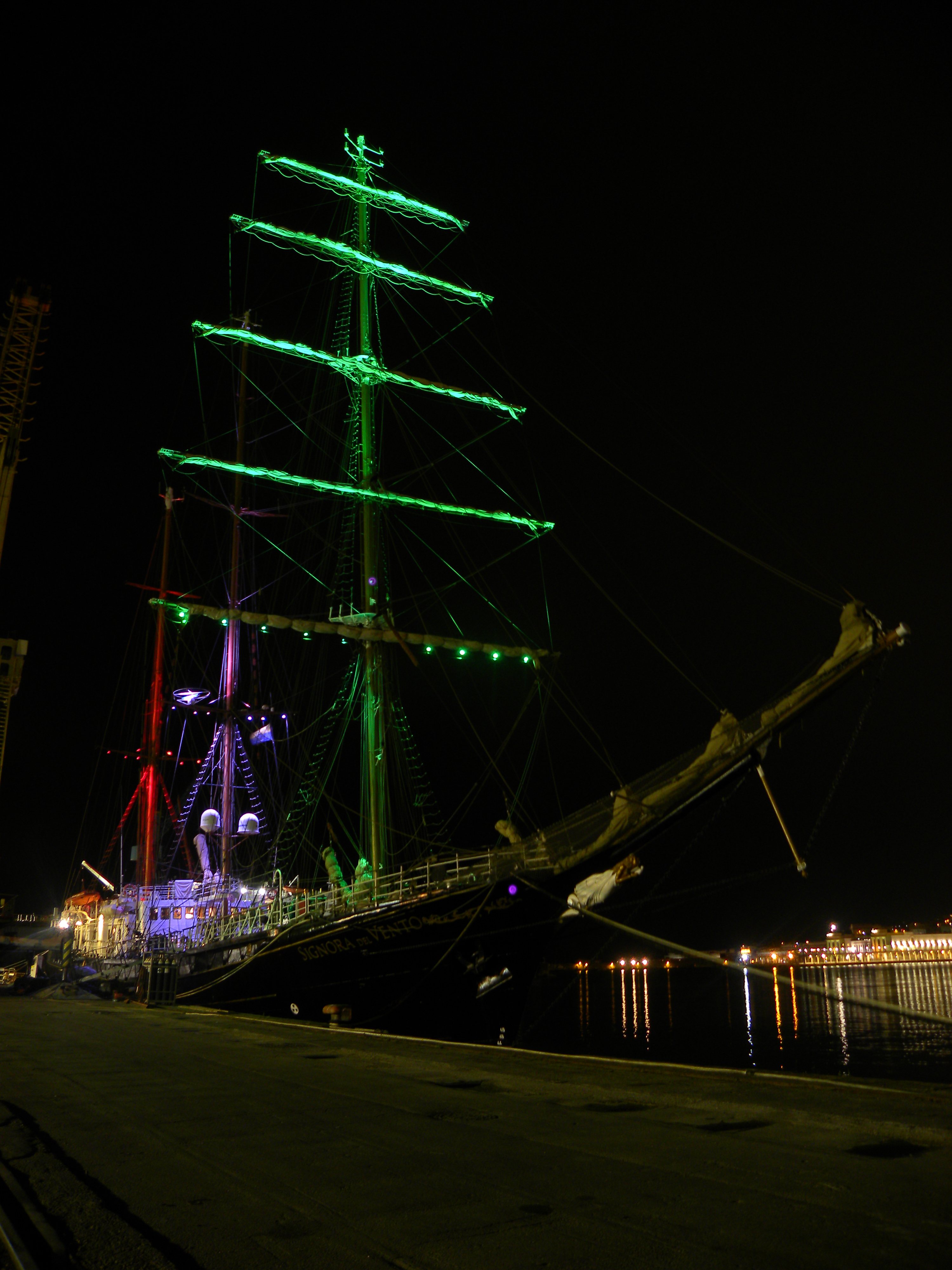 《风之夫人》1962 年波兰三桅帆船室内设计-79