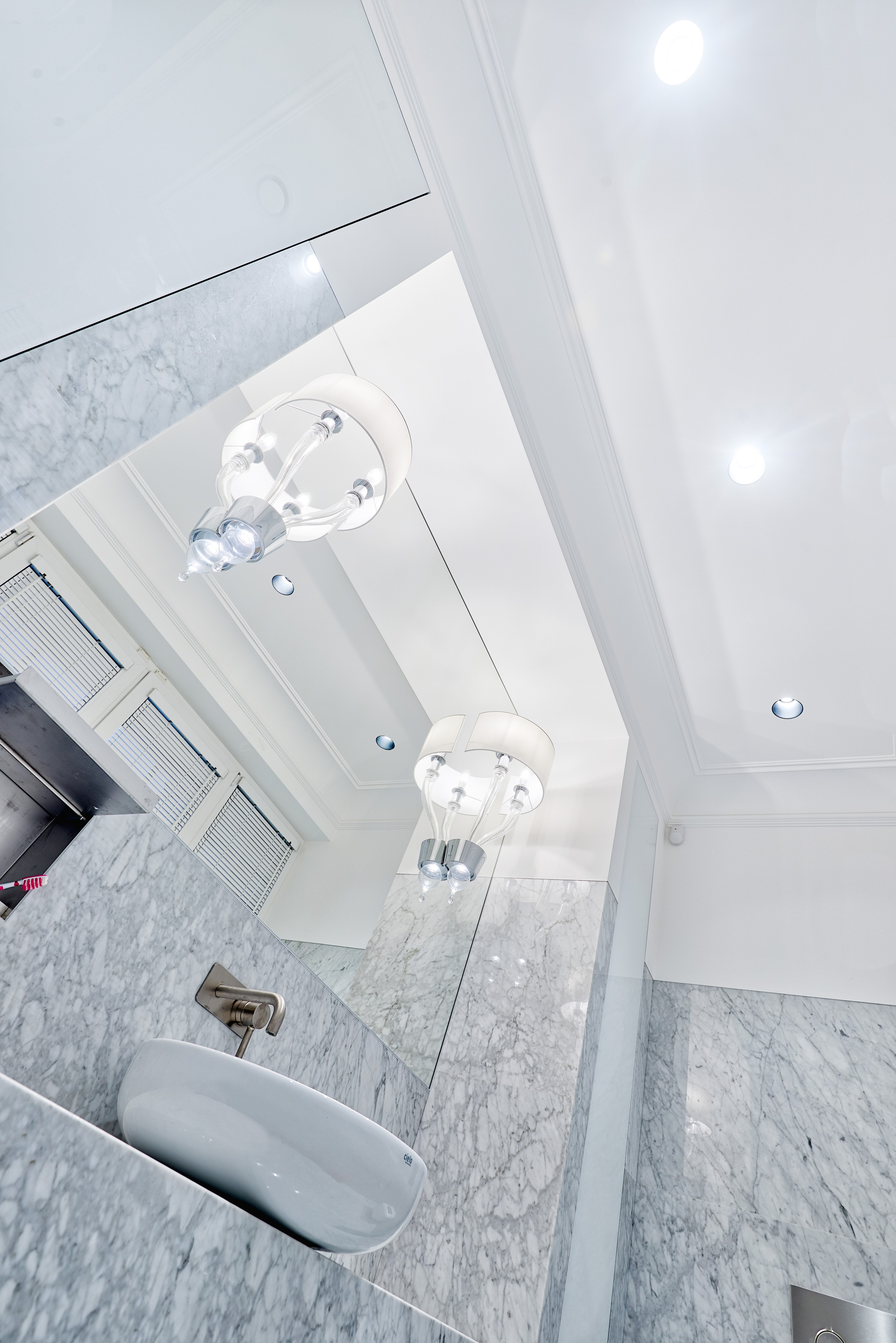 2017 年三层联排别墅影院式客厅设计-20