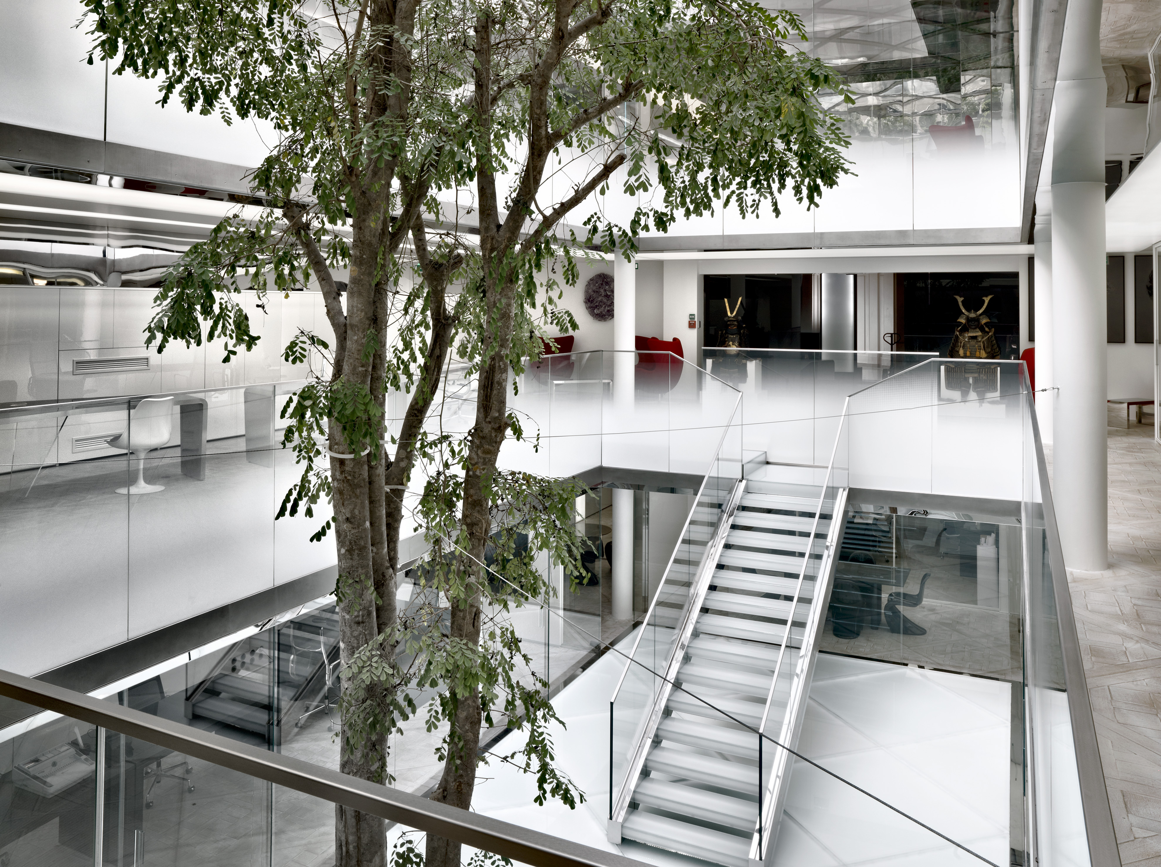 巴黎地标建筑中的现代办公空间-7