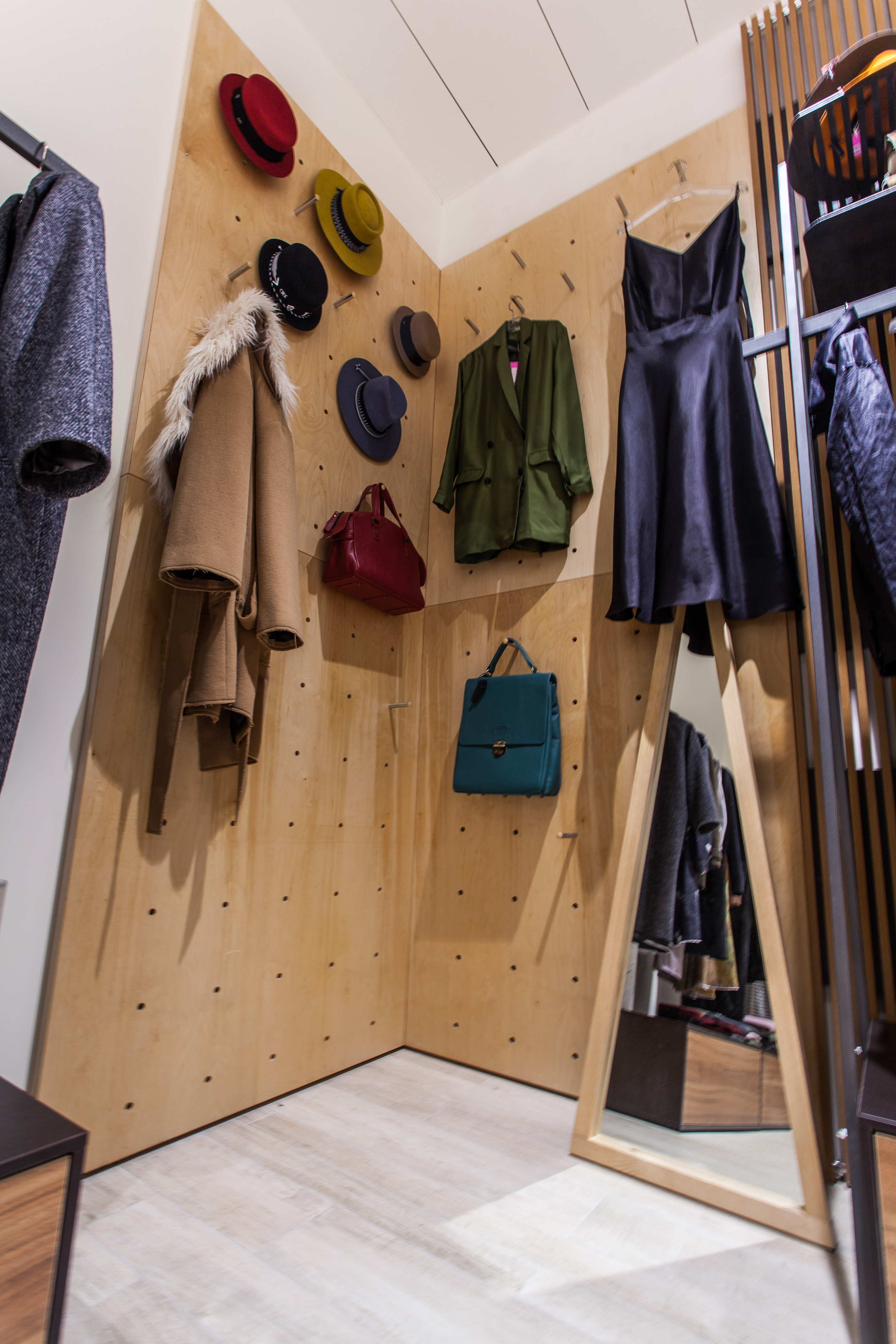 乌克兰基辅 TSUM 商场“角落概念店”-7