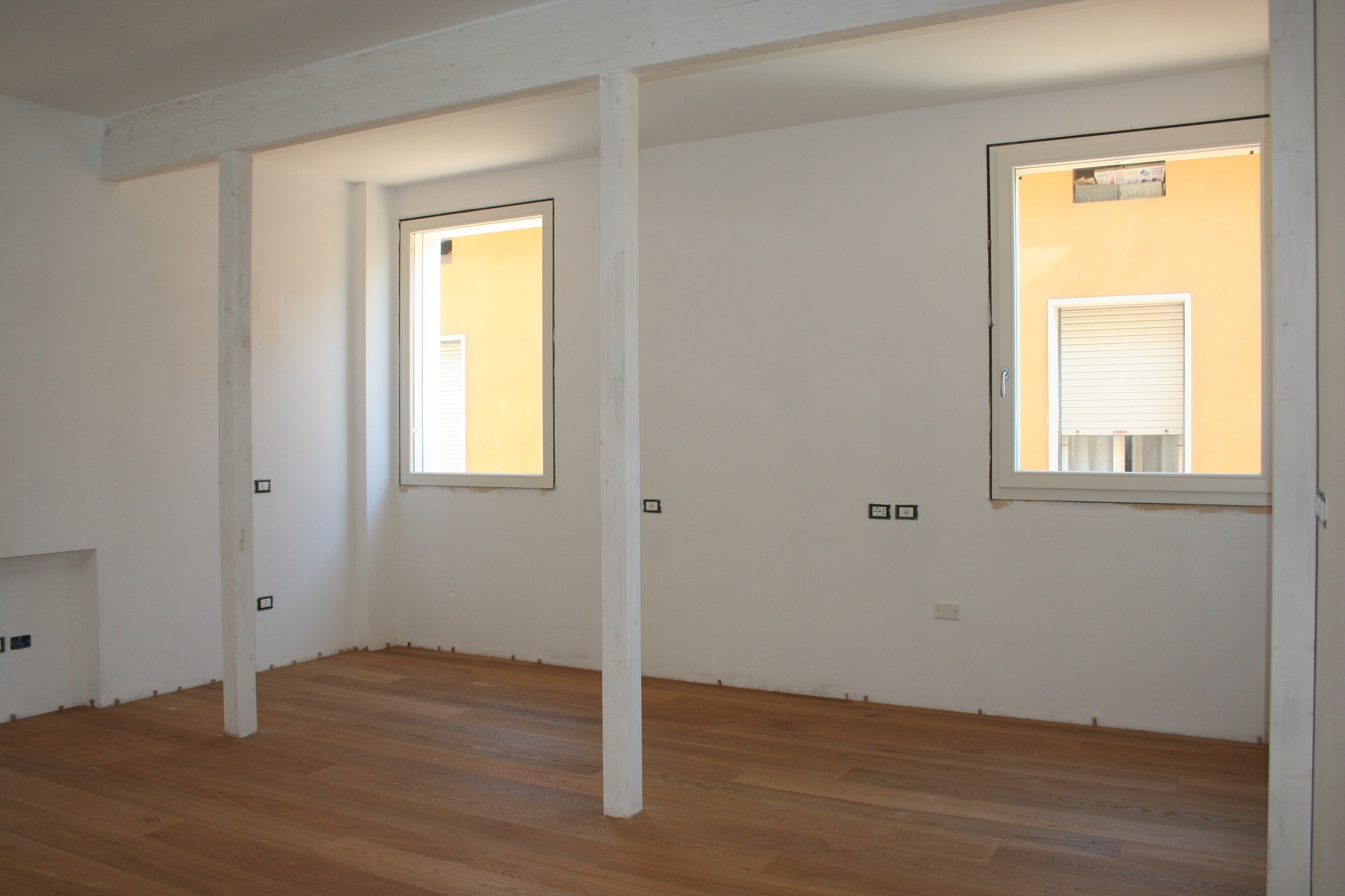 2014 年完成的“金属木质”公寓设计-5