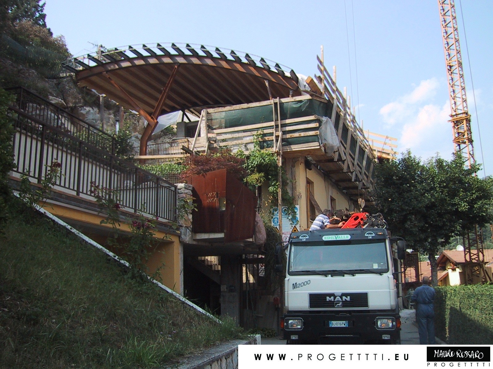 原生材料的艺术共鸣——Casa Rossaro 住宅设计-26
