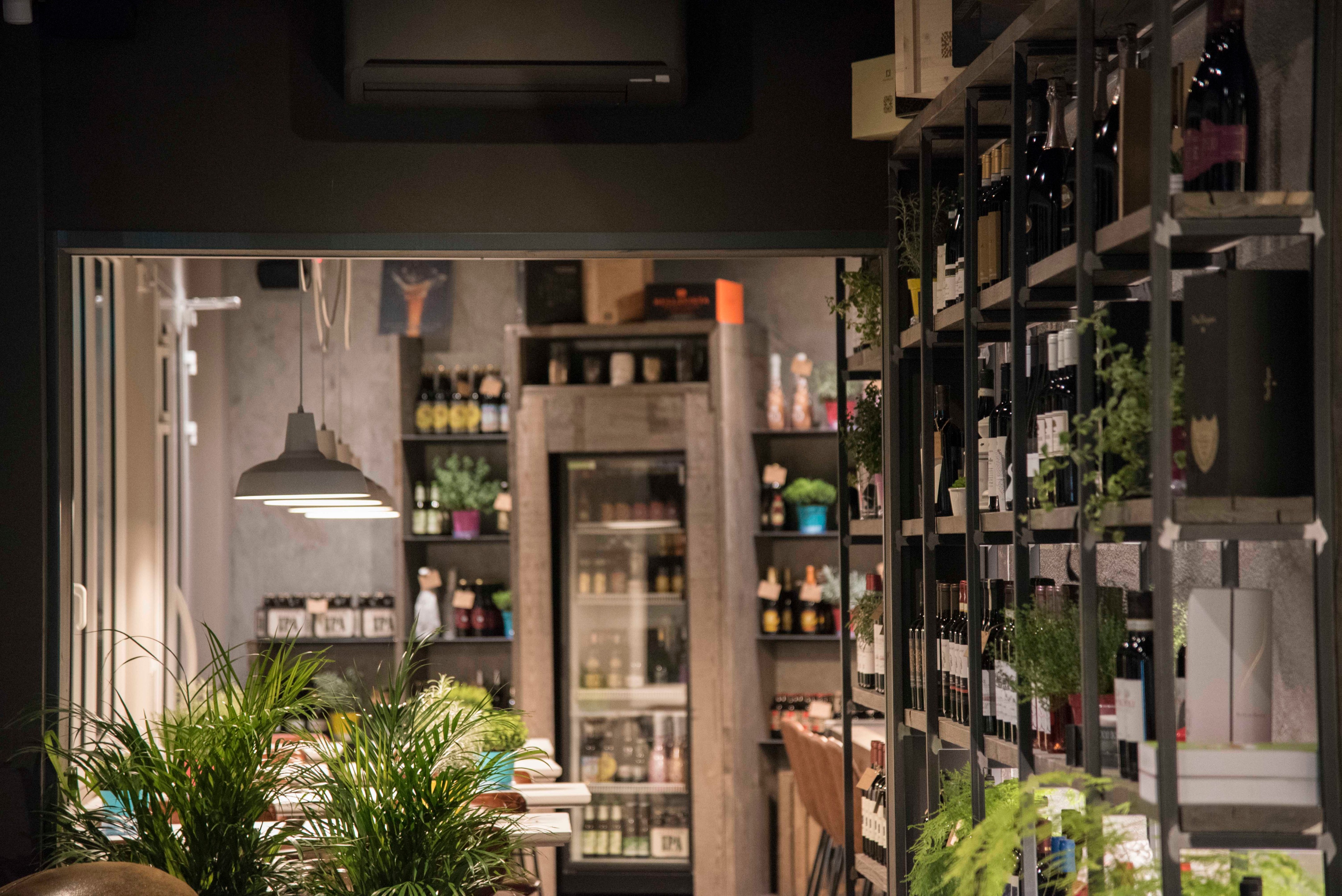 Wine Beer River 酒吧-0