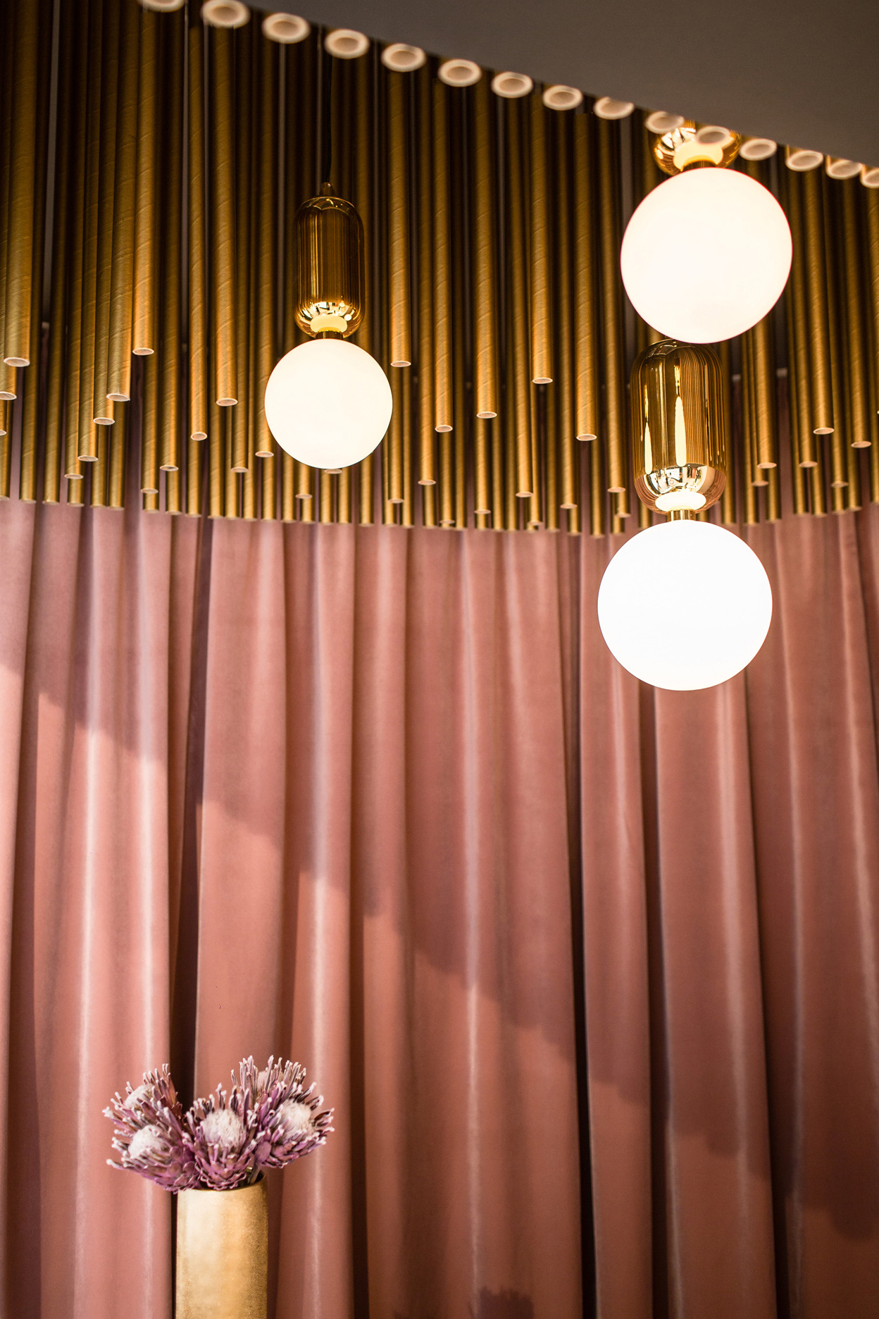 2017 年完成的 ORO 珠宝店室内设计-11