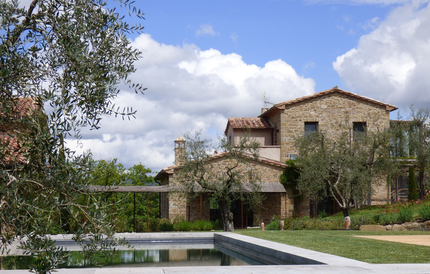 意大利乡村三层楼房改建-9