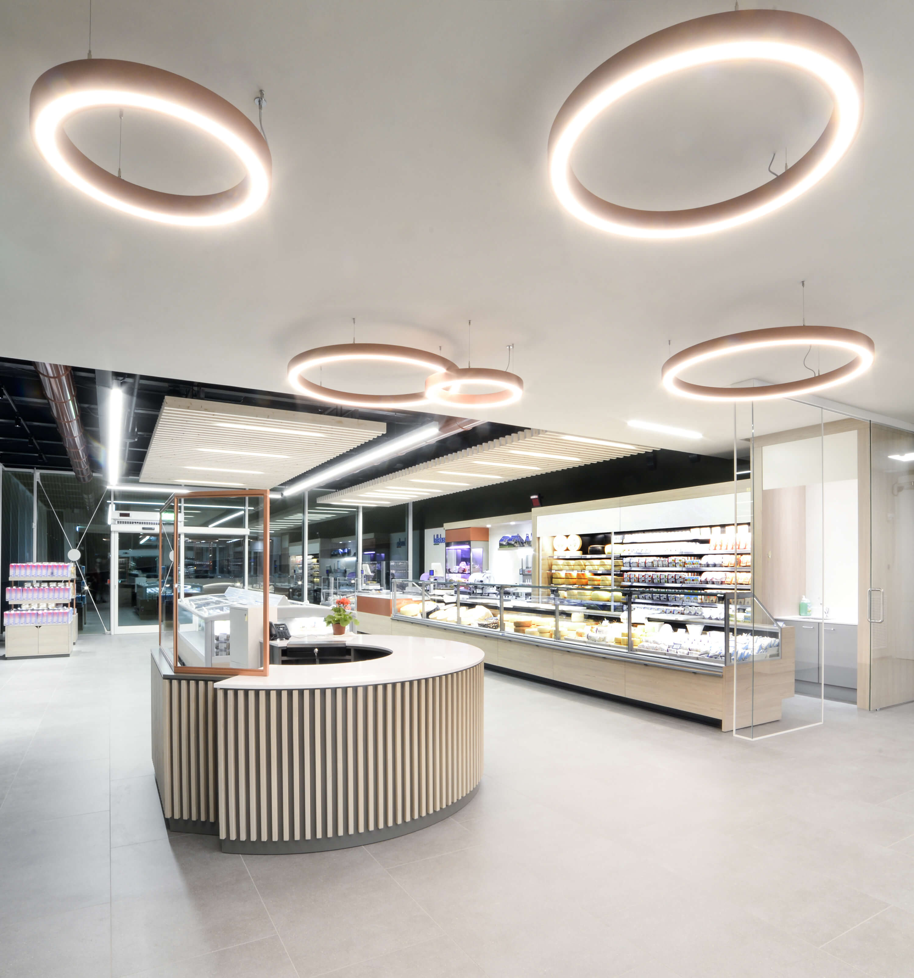 Sandrigo 白色牛奶吧照明设计-4