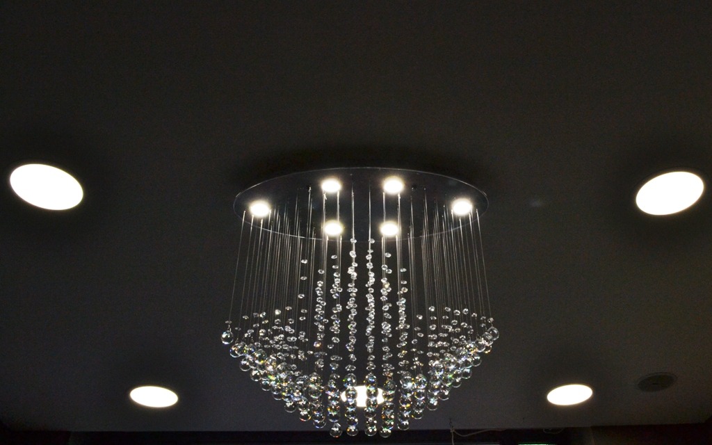 简约优雅的"La Cravatta"商店设计-20