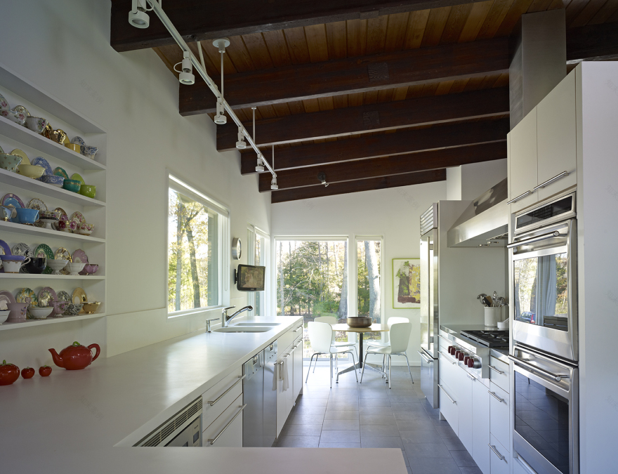 改造中世纪住宅,打造现代休闲天堂-15