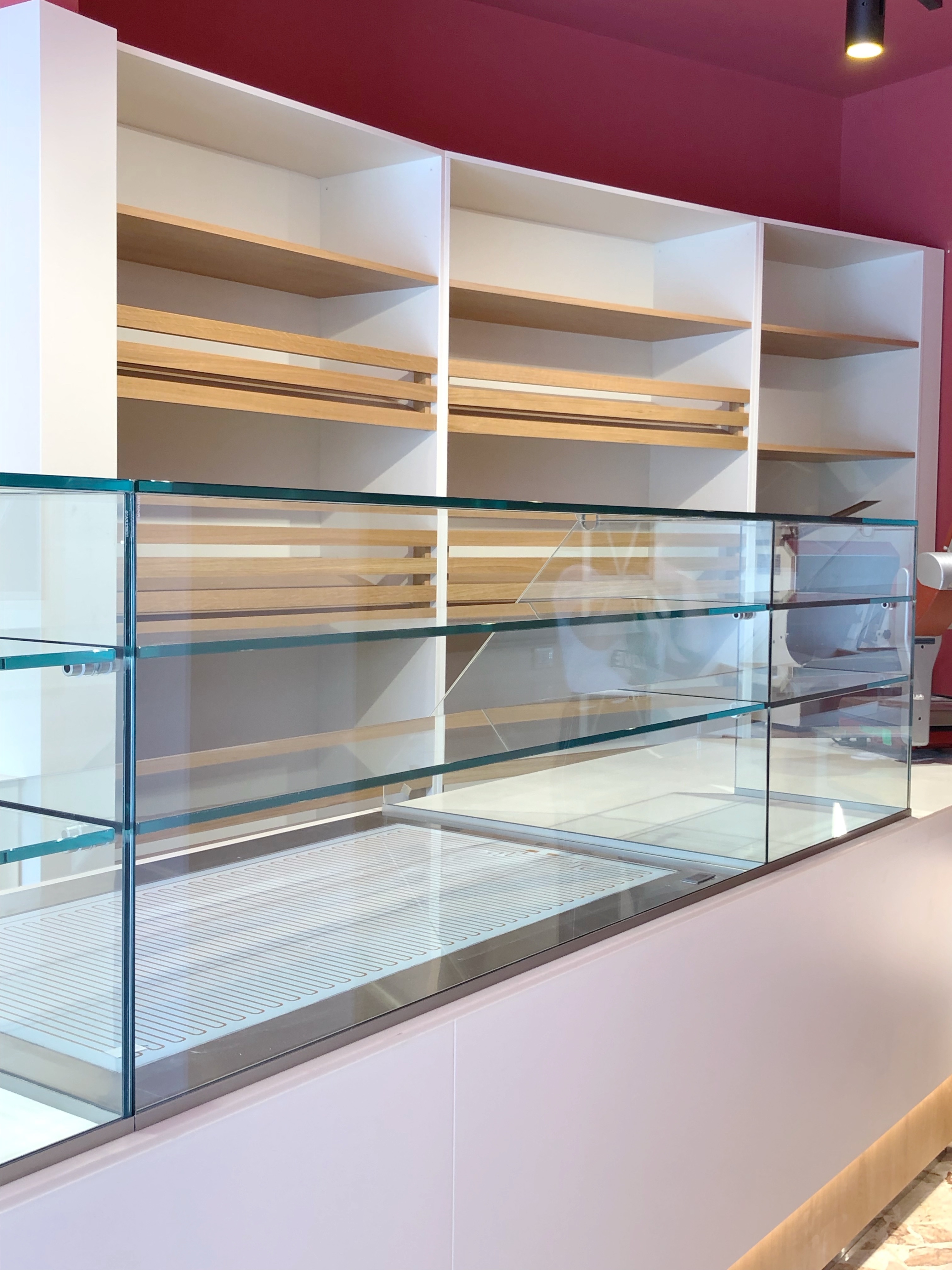 历史面包坊 Murgolo 的现代室内设计之旅-11