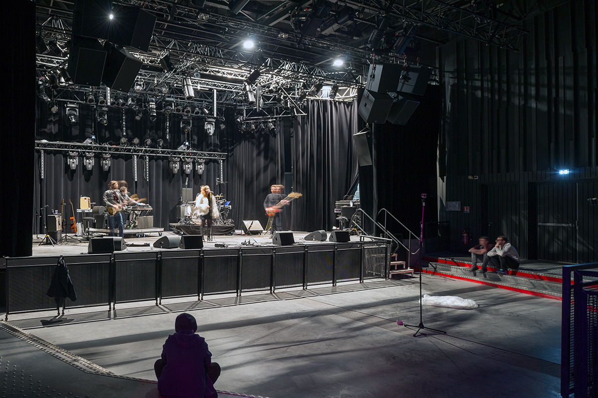 Le Plan II 音乐厅-79