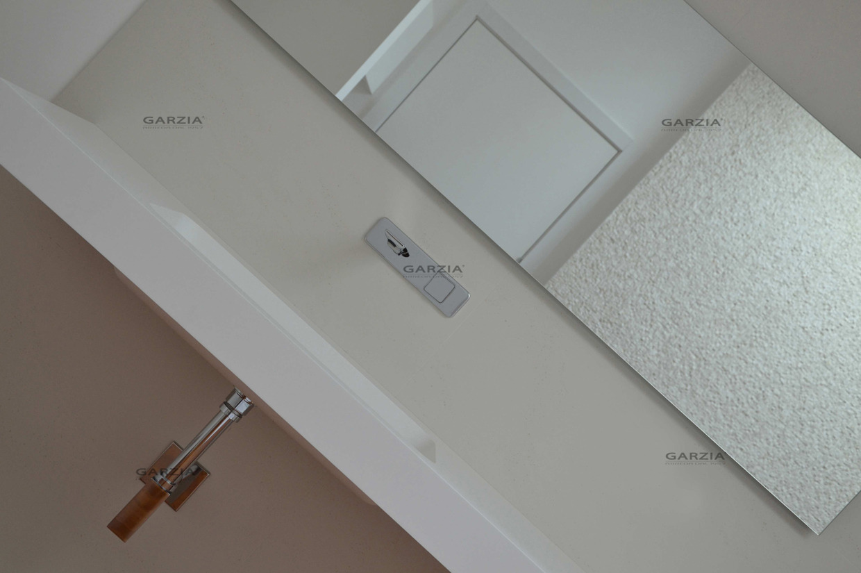 意式极简浴室设计 打造舒适生活空间-0