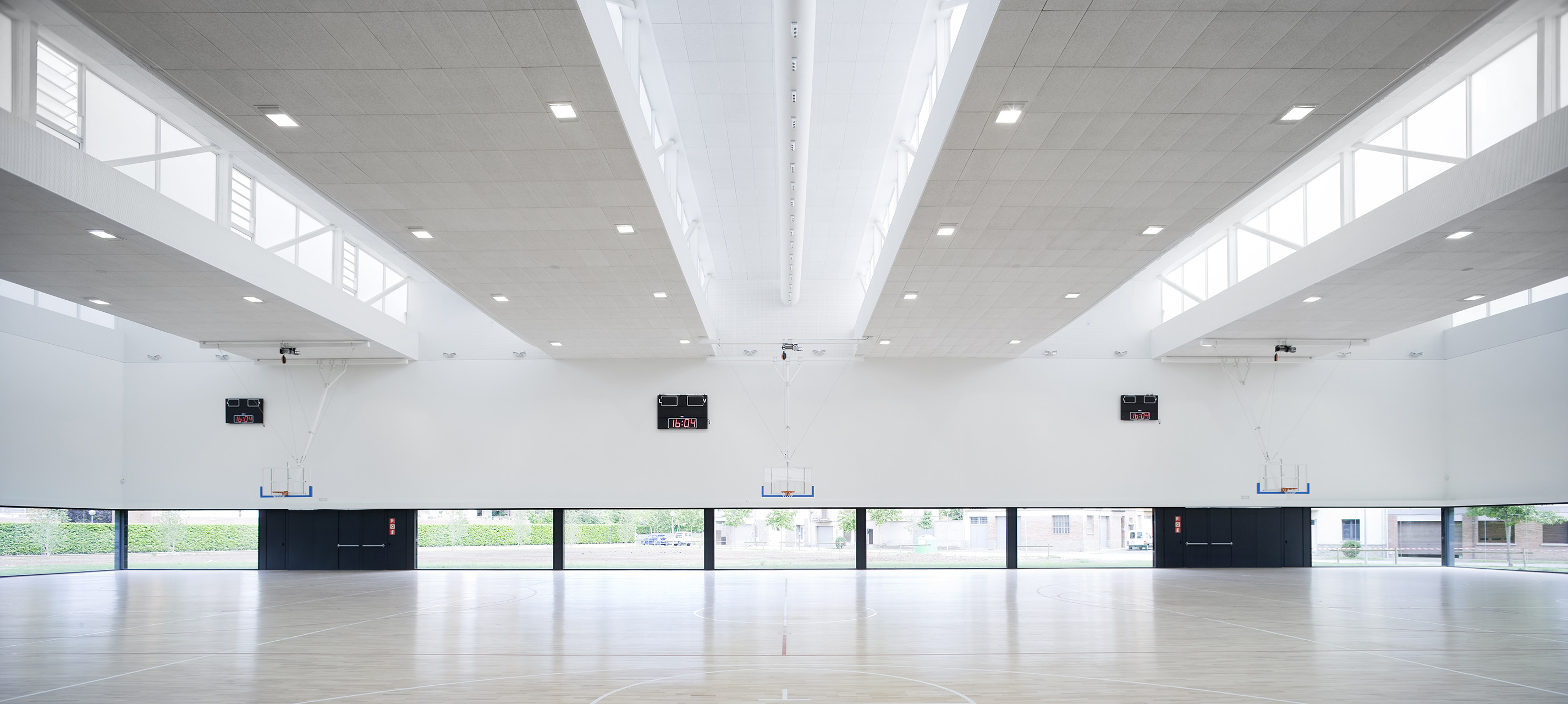 悬浮绿意 Olot 运动馆-5