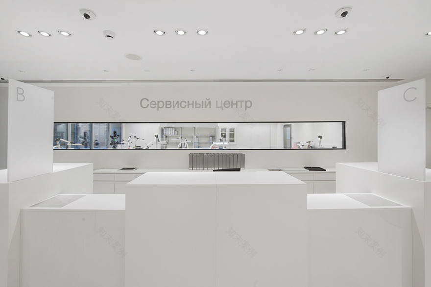 瑞士 Swatch 集团办公室及服务中心设计-13