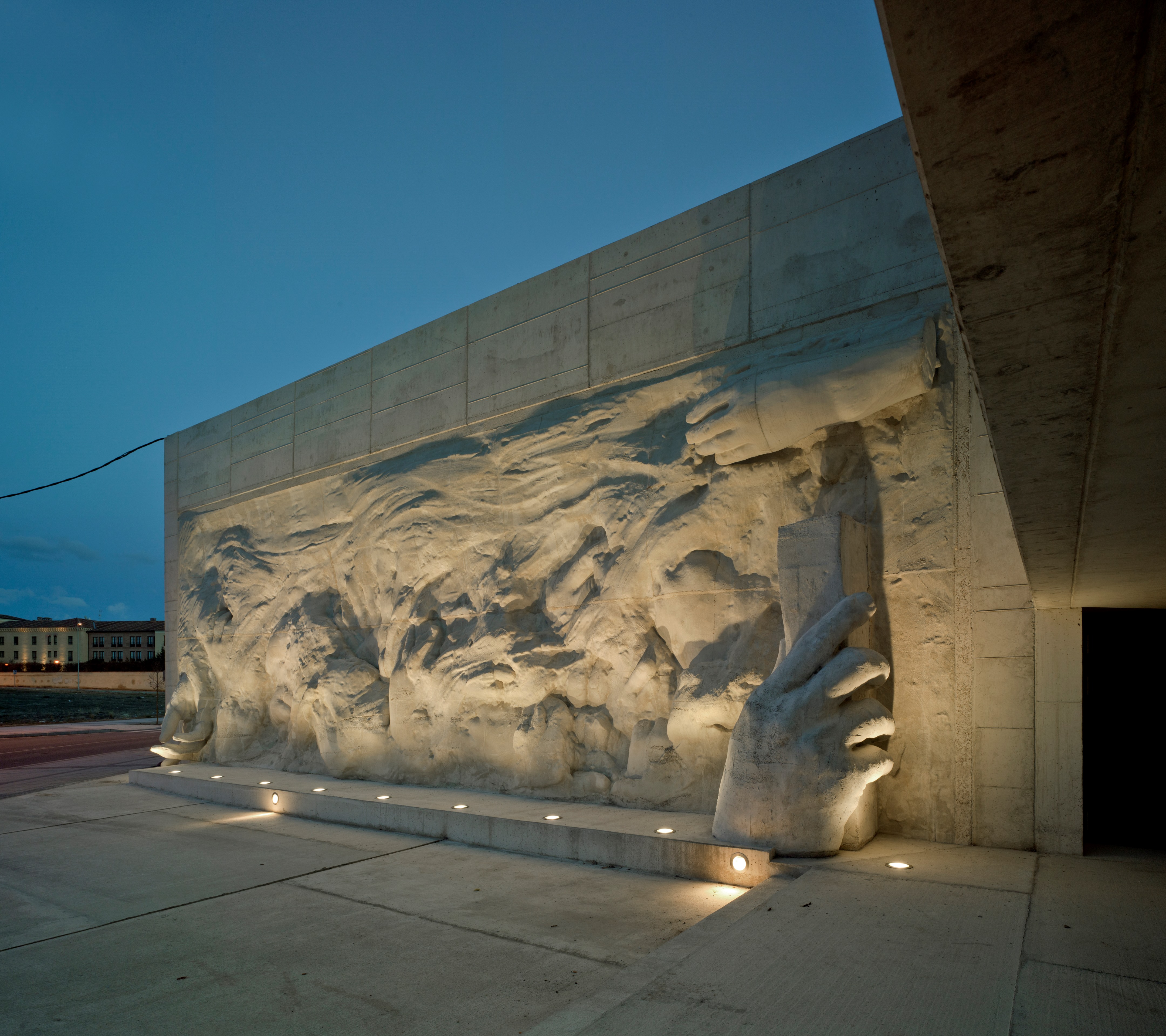 新塞哥维亚公共图书馆-5