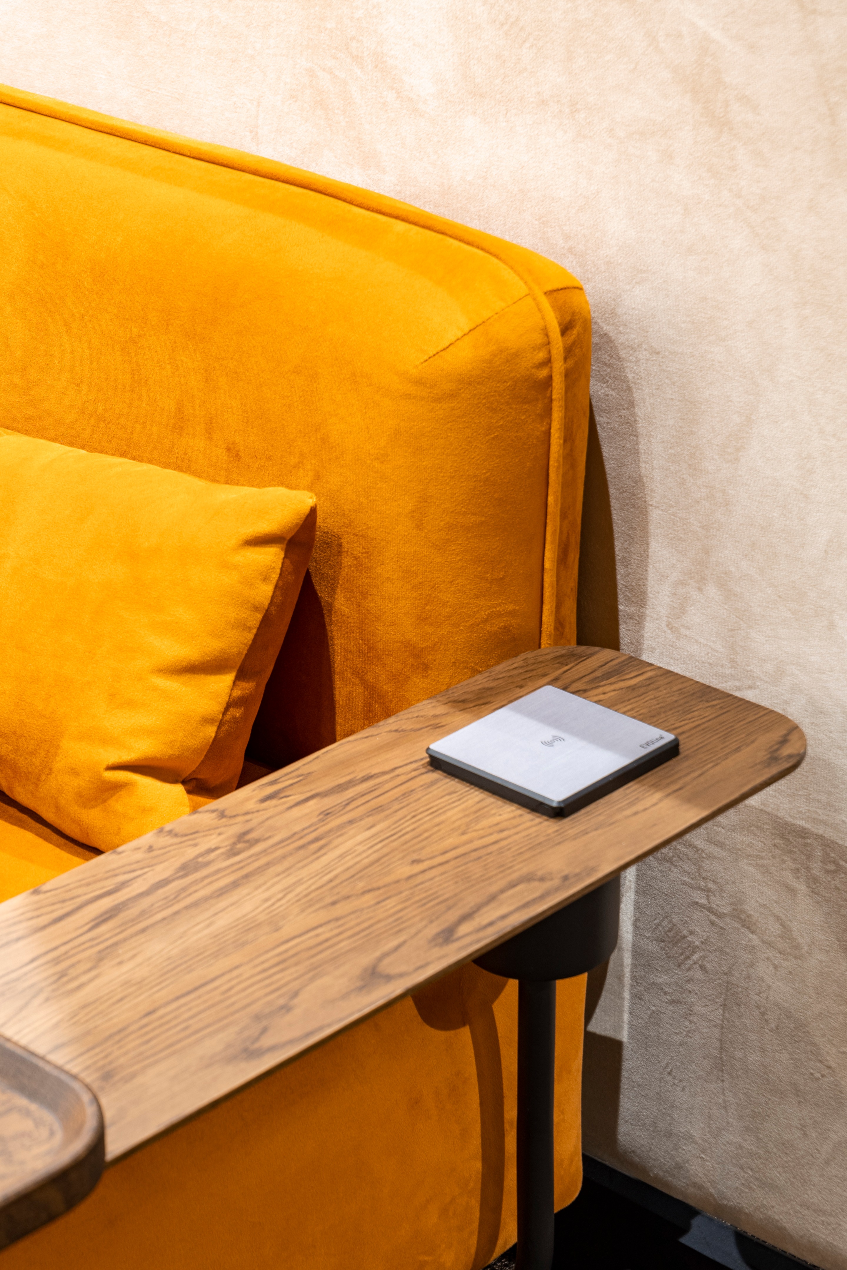 KIV 商务休息室——舒适私密的一体化设计-12