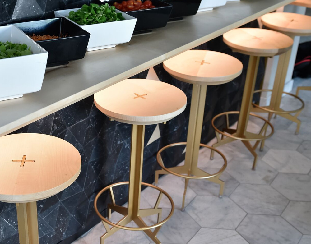 米兰 PARCO MILANO 餐厅,绿意环绕的多感官体验空间-2