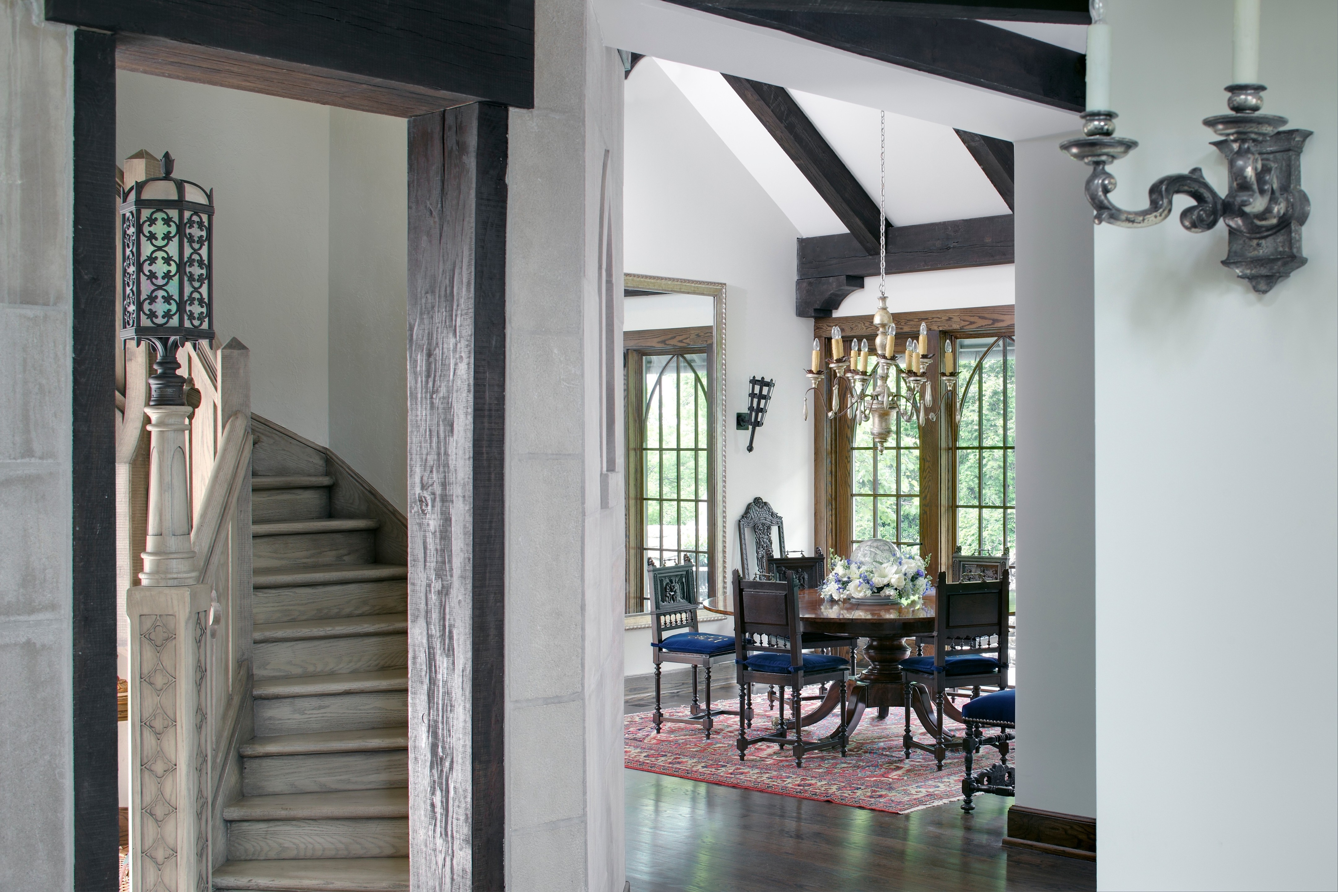 悬崖边的 Abbey 风格家园-1