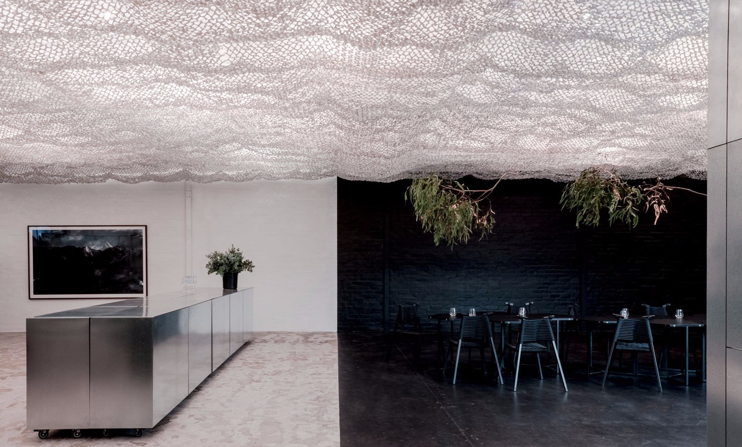 多元空间的无限可能——RUSSELL & GEORGE 的一站式工作休闲场所-18