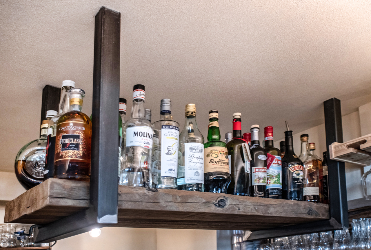 雪山之上的温馨猫舍——La Tana del Gatto 餐厅设计-71