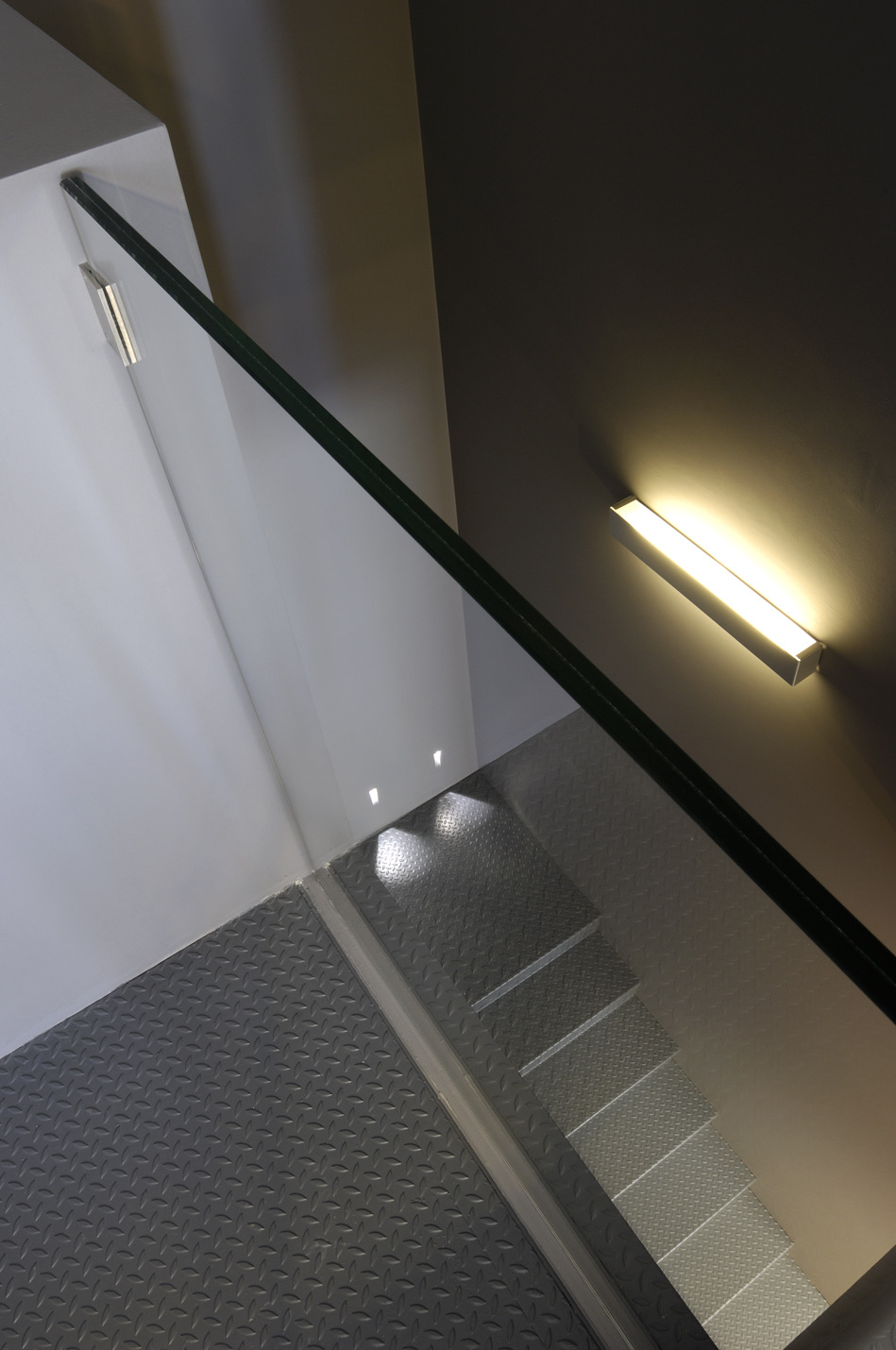 颠覆工业风，打造灵动办公空间-16