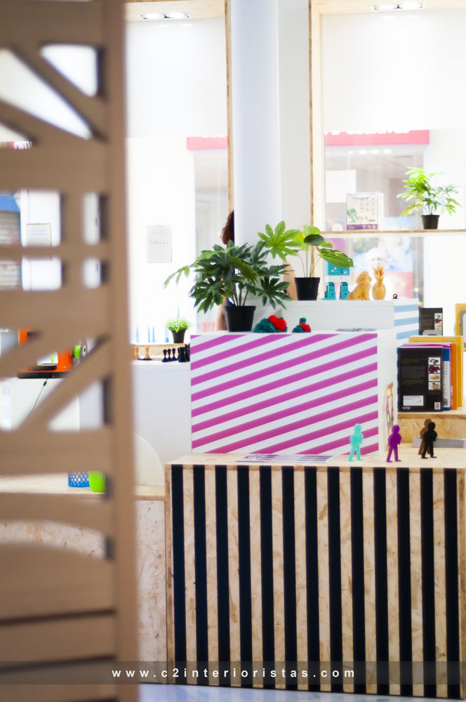 2017 年完成的 TR3SD 3D 打印机商店室内设计-9