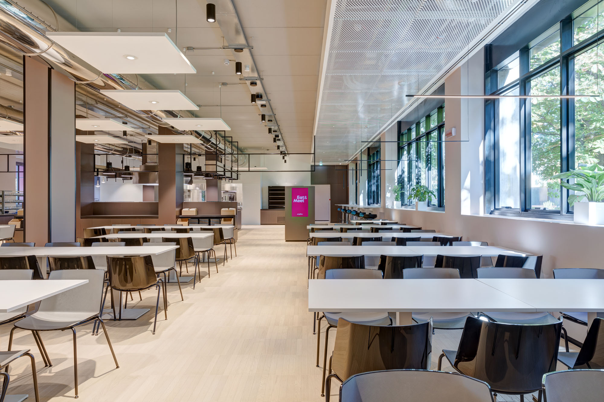 米兰 Amplifon 总部办公空间创新设计-8