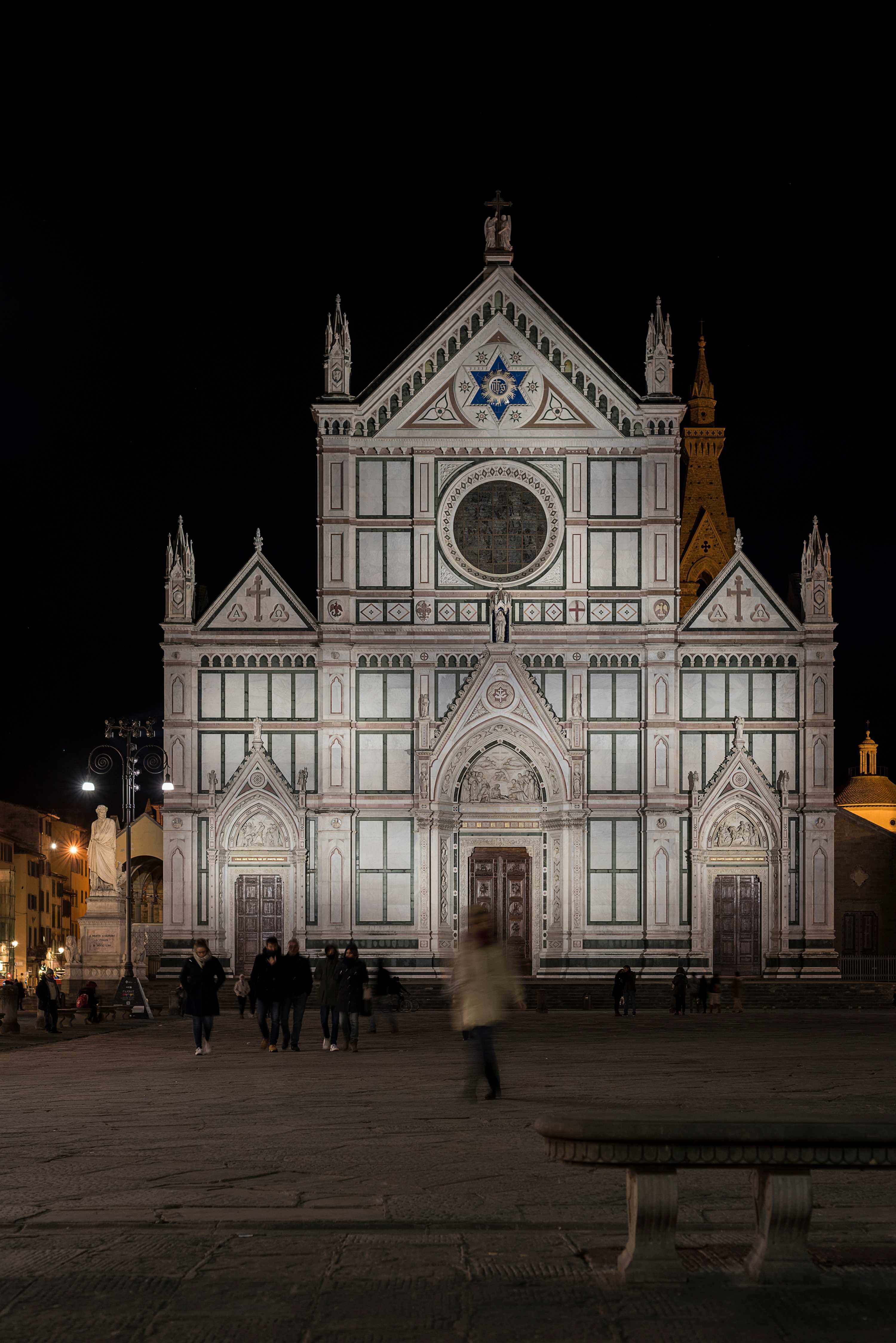 佛罗伦萨圣克罗斯大教堂外墙照明设计-33