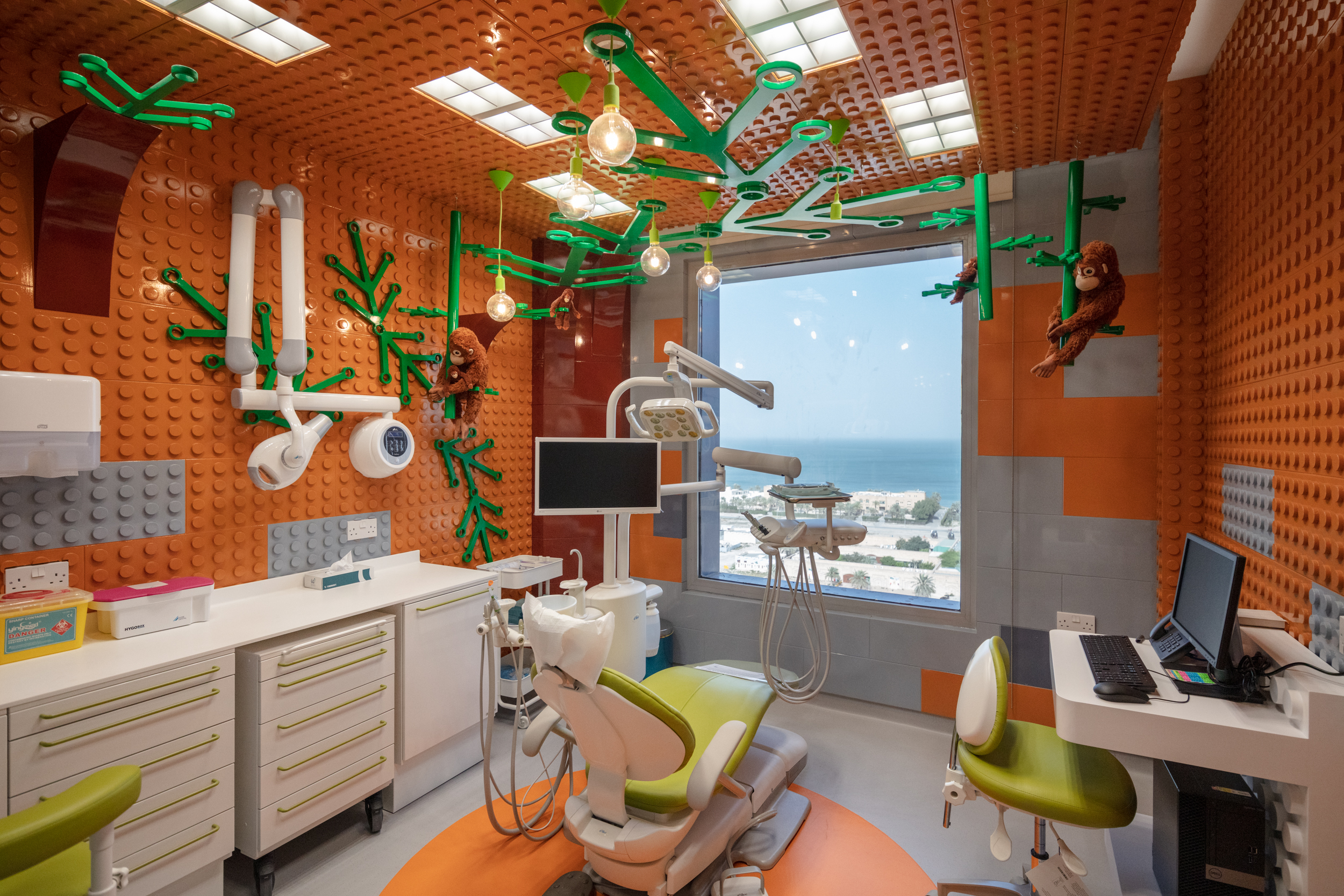 乐高主题儿童牙科诊所，打造奇幻诊疗空间-37
