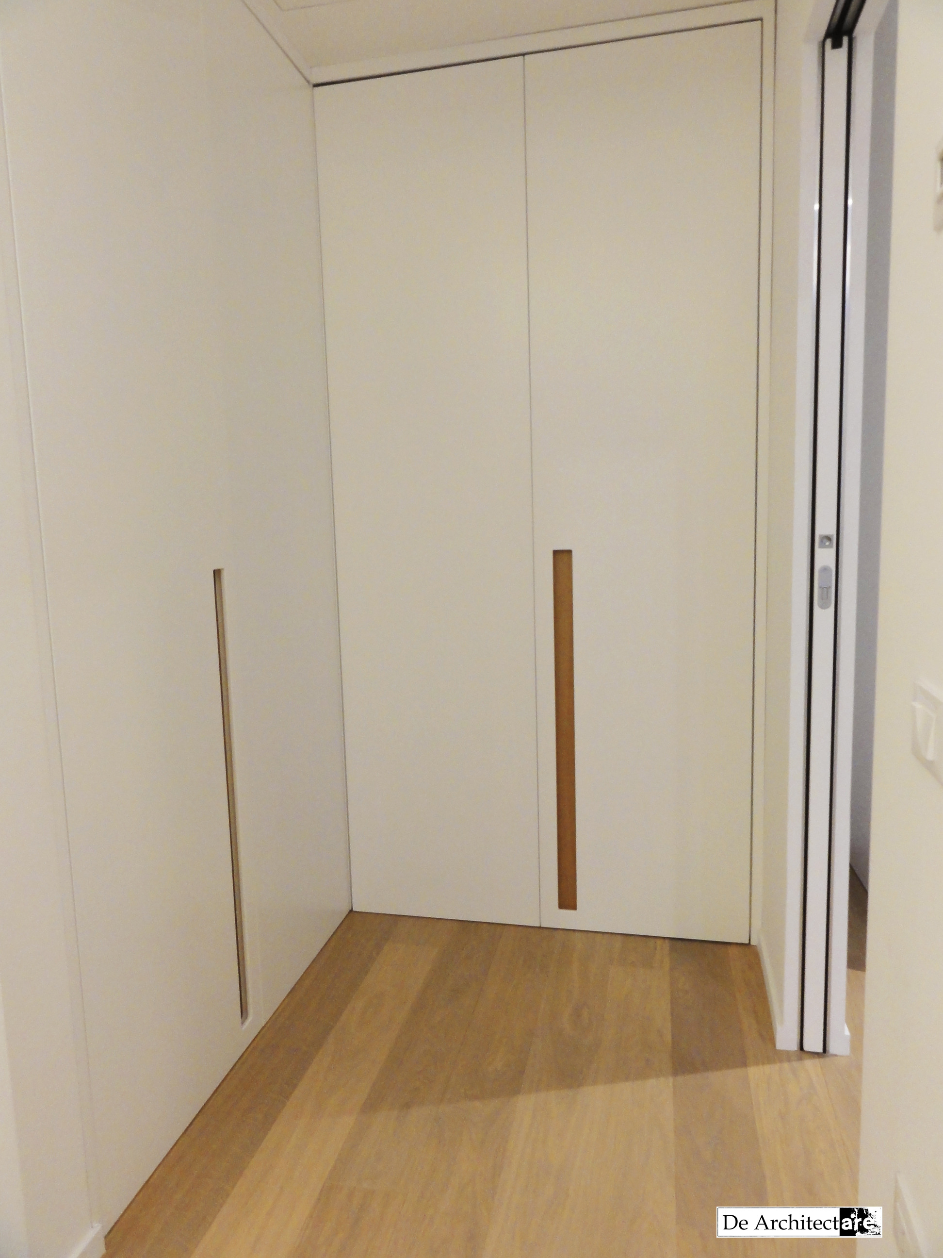 简约温馨的六层海景公寓设计-17